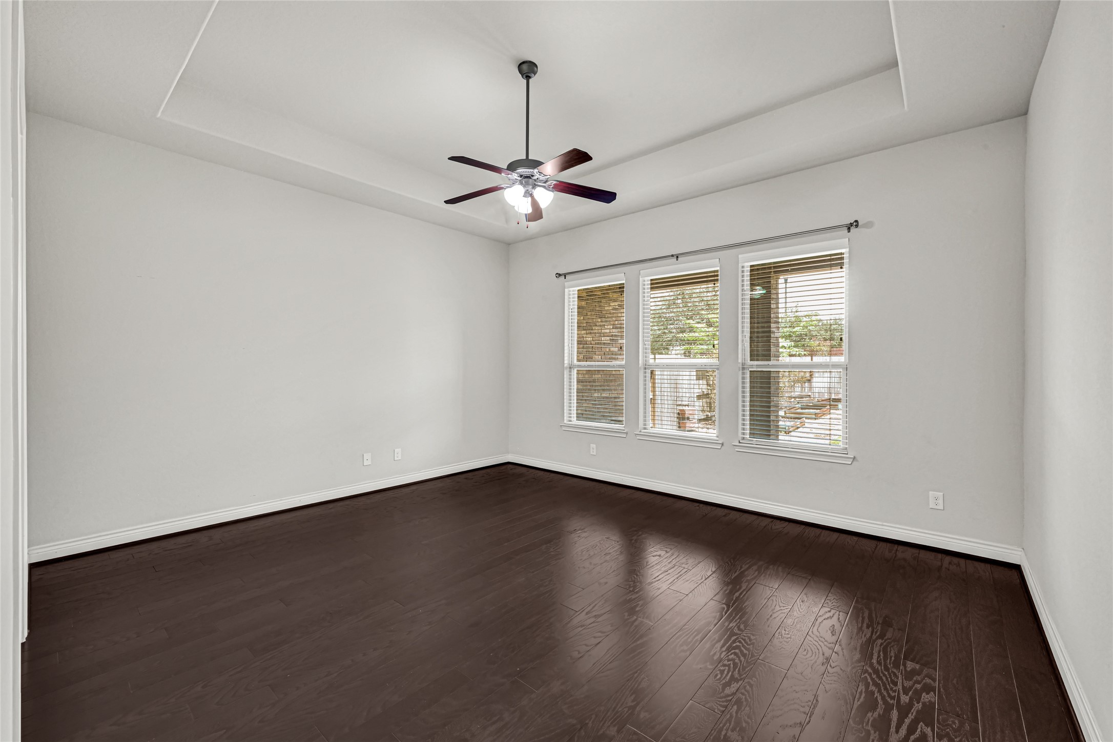 5231 Pickford Grove Property Photo 14