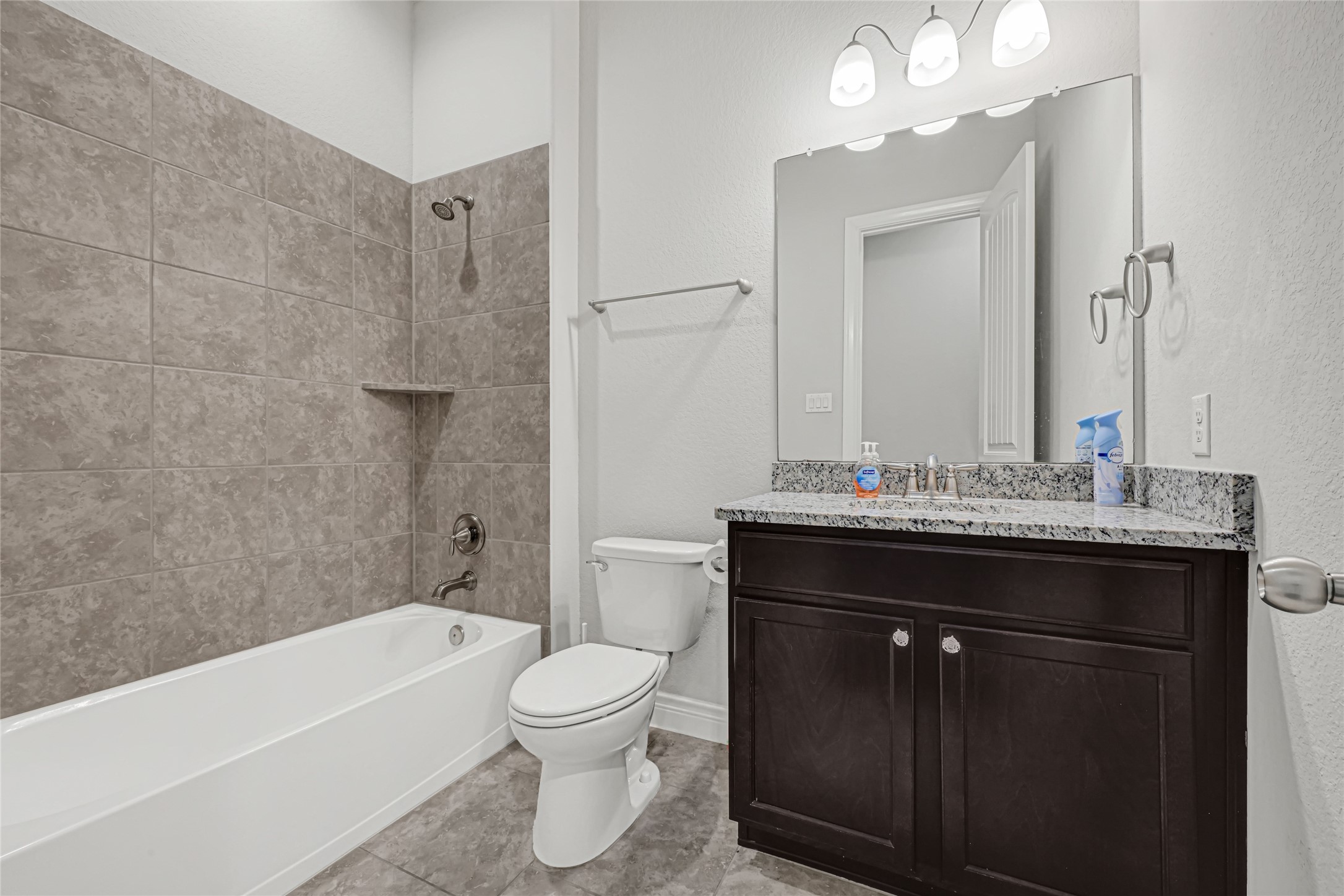 5231 Pickford Grove Property Photo 20