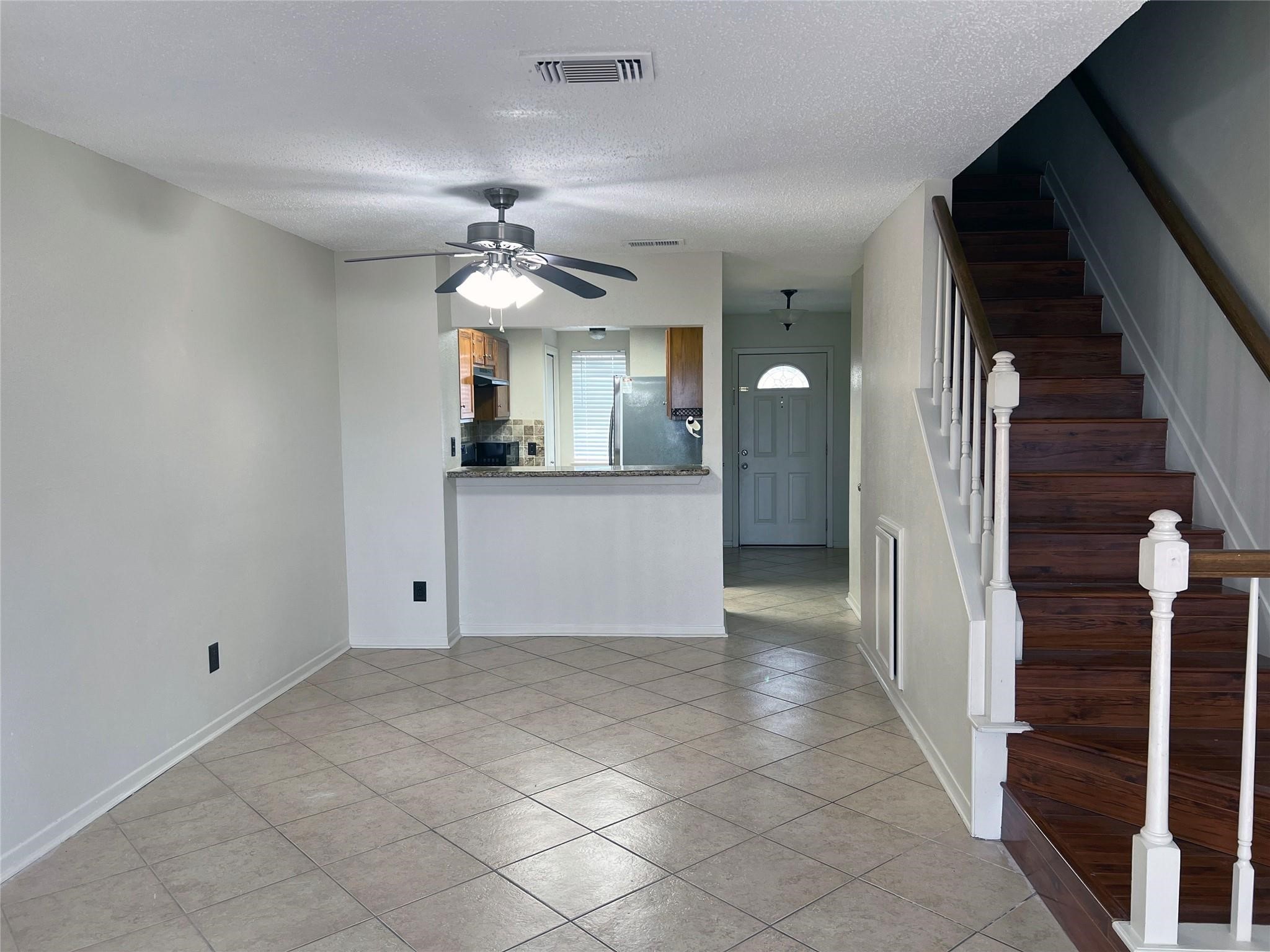 2910 Grants Lake Boulevard 704 Property Photo 11