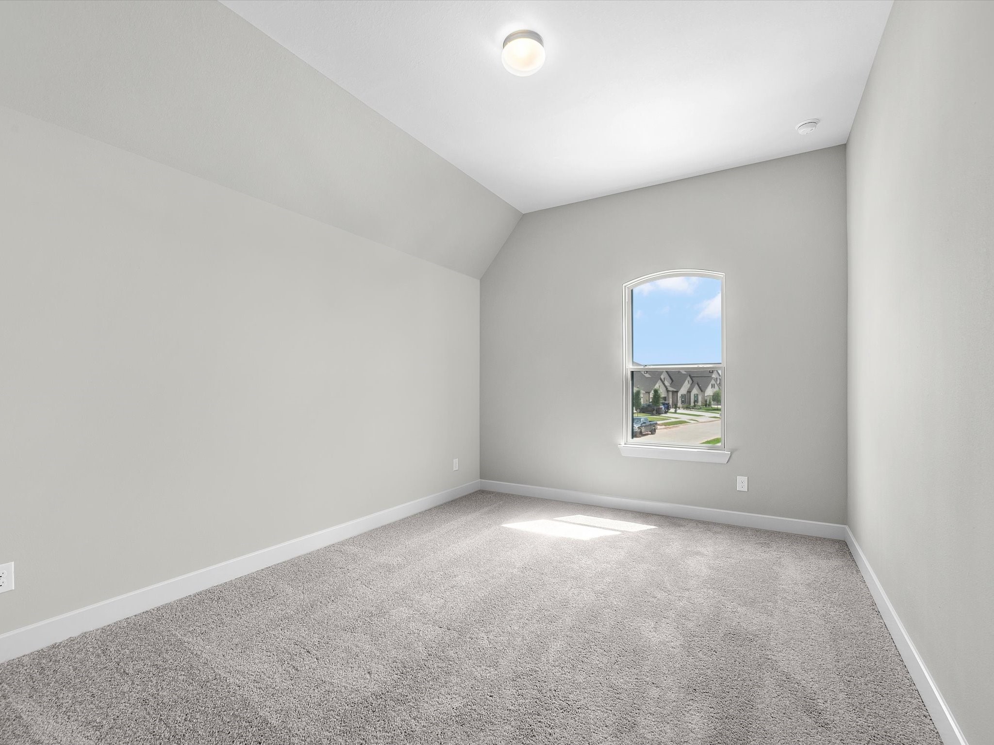 2706 Summer Lark Drive Property Photo 20