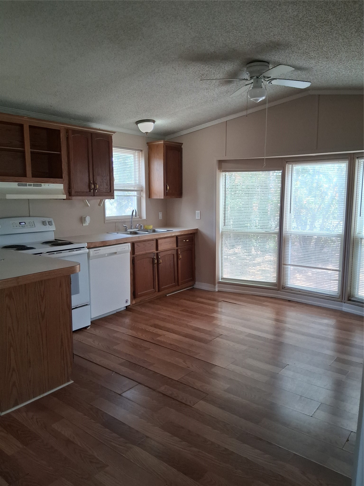 11797 White Cedar Street Property Photo 8