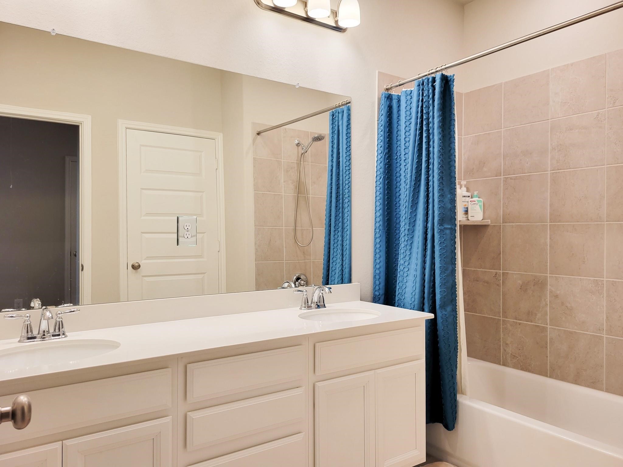 1510 Lakeline Oak Drive Property Photo 35
