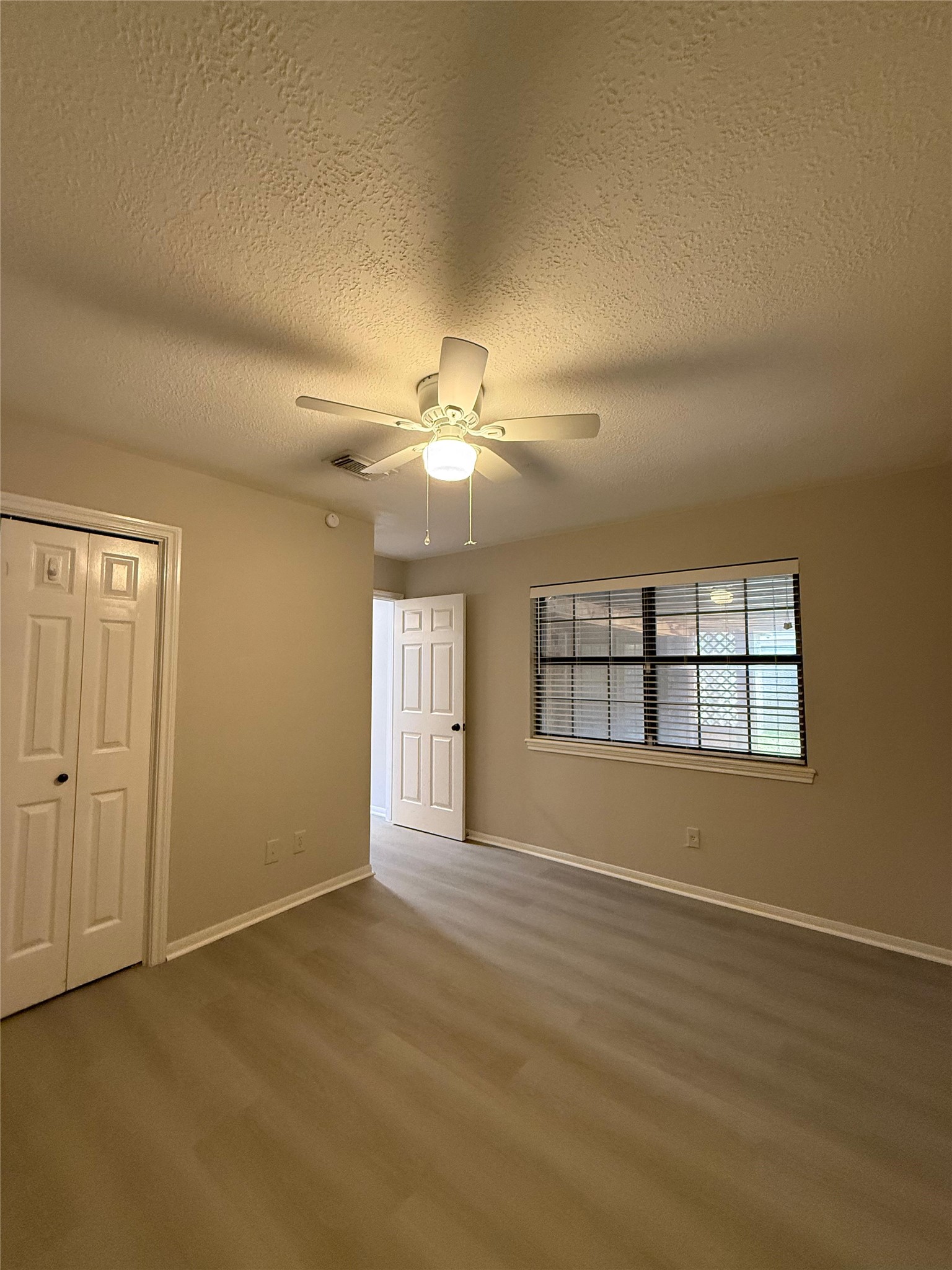 1042 Cascade Creek Drive Property Photo 14