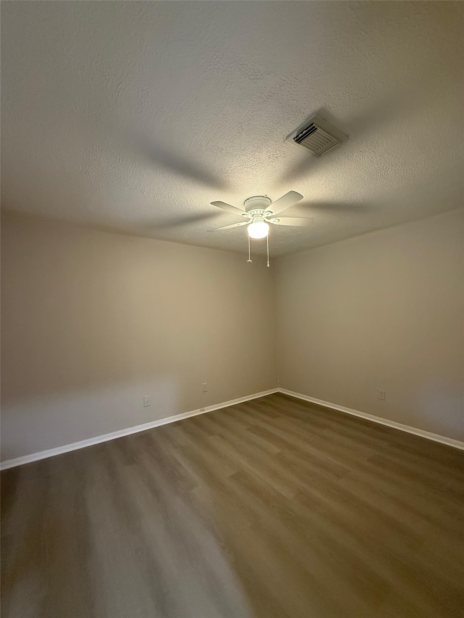 1042 Cascade Creek Drive Property Photo 23
