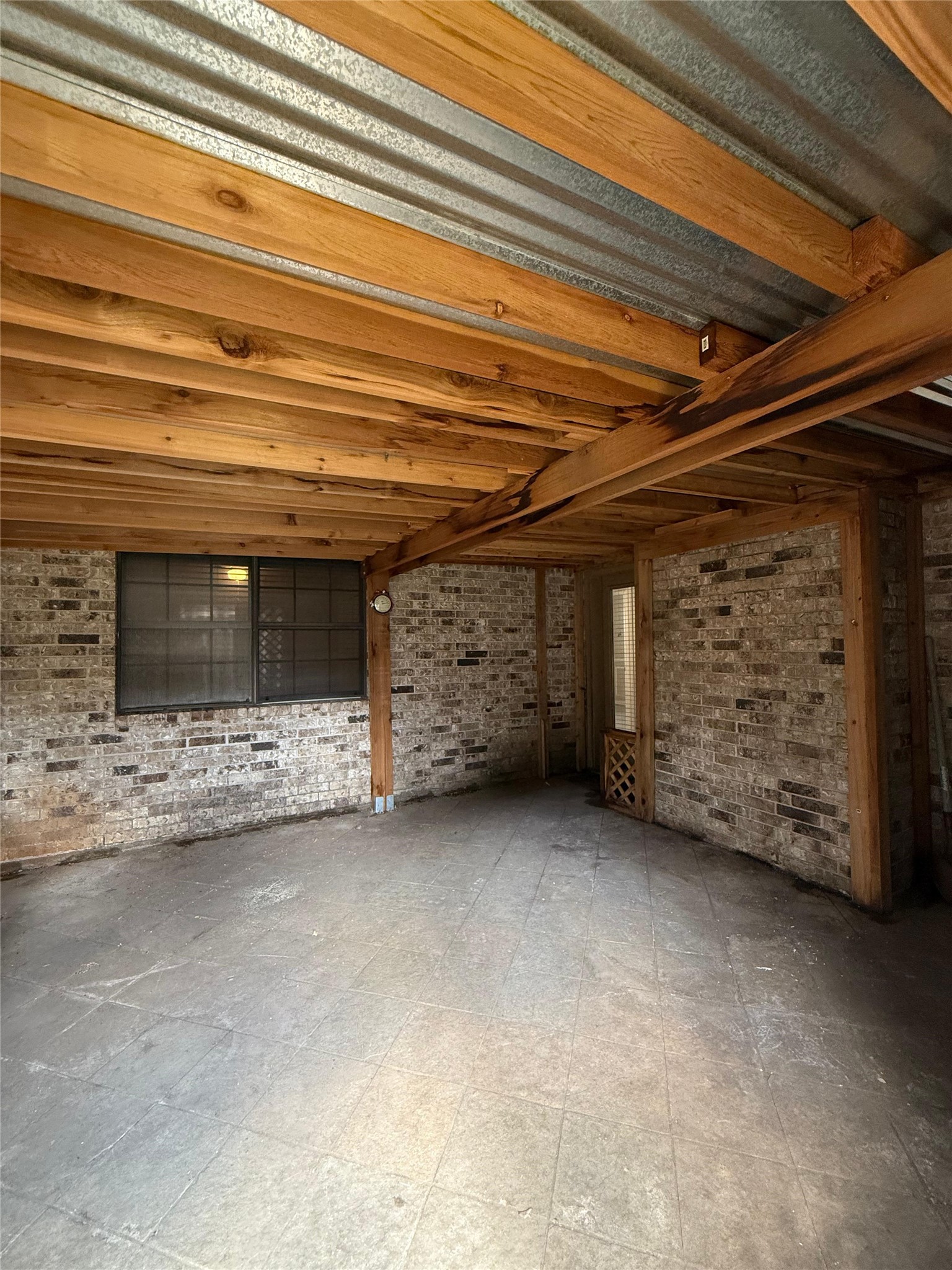 1042 Cascade Creek Drive Property Photo 24
