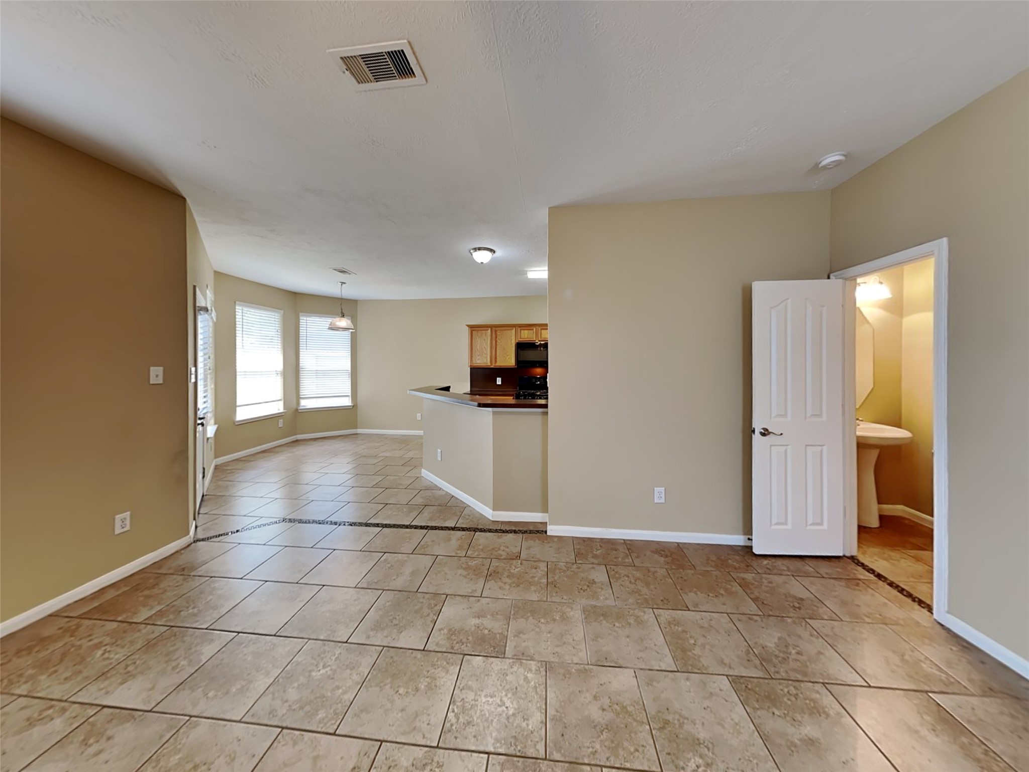 12027 Bunny Lane Property Photo 4