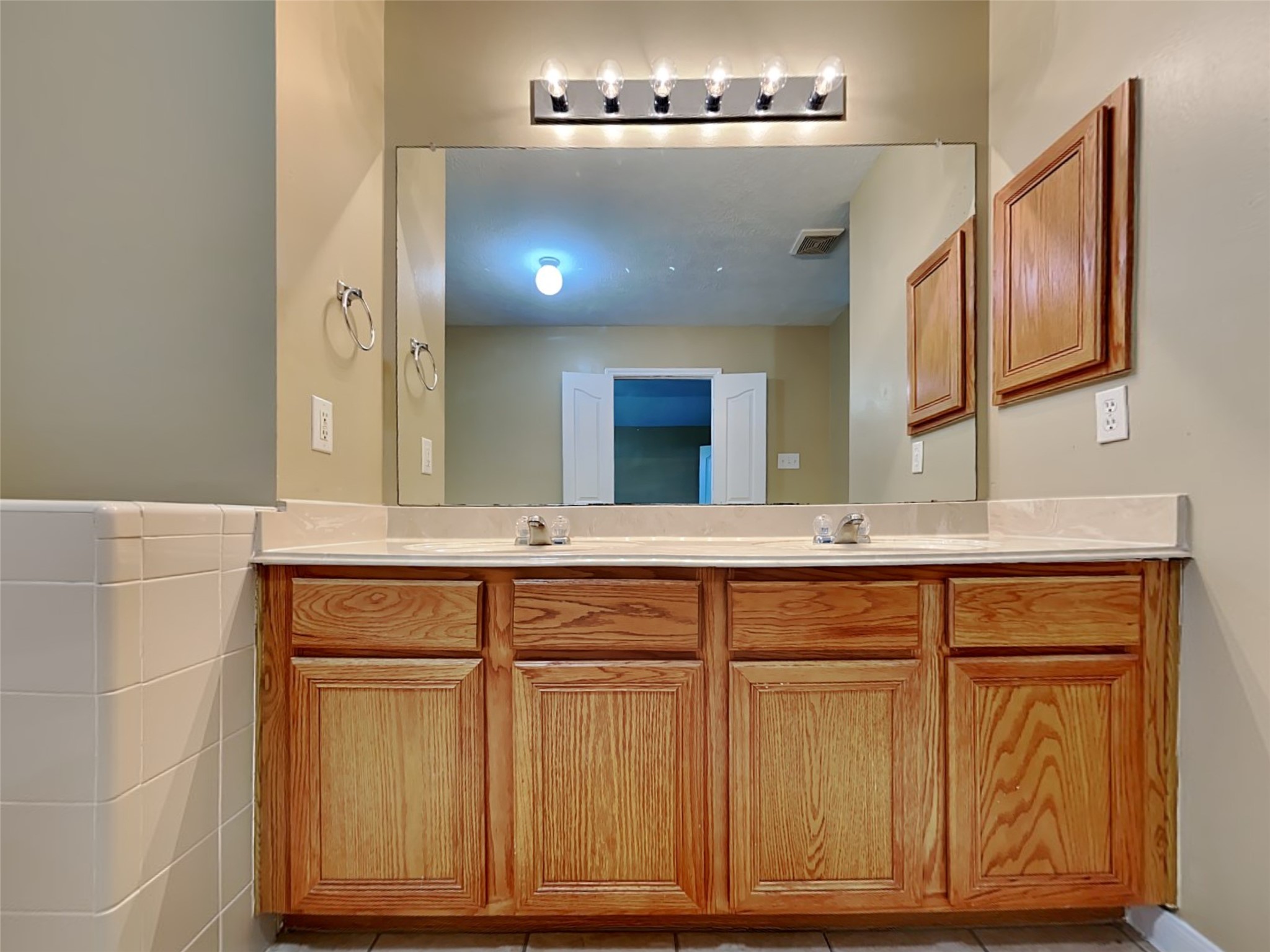 12027 Bunny Lane Property Photo 10