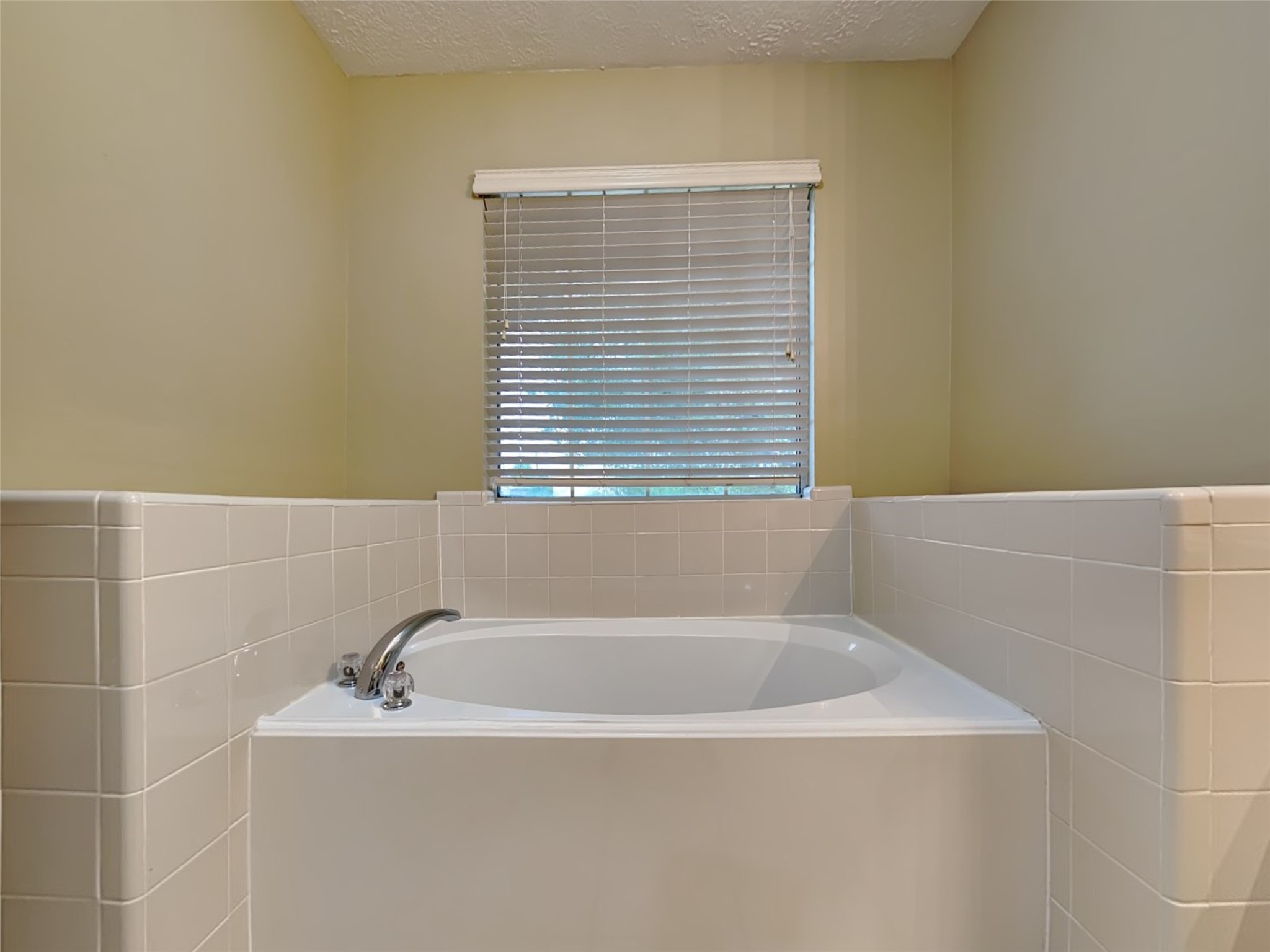 12027 Bunny Lane Property Photo 11