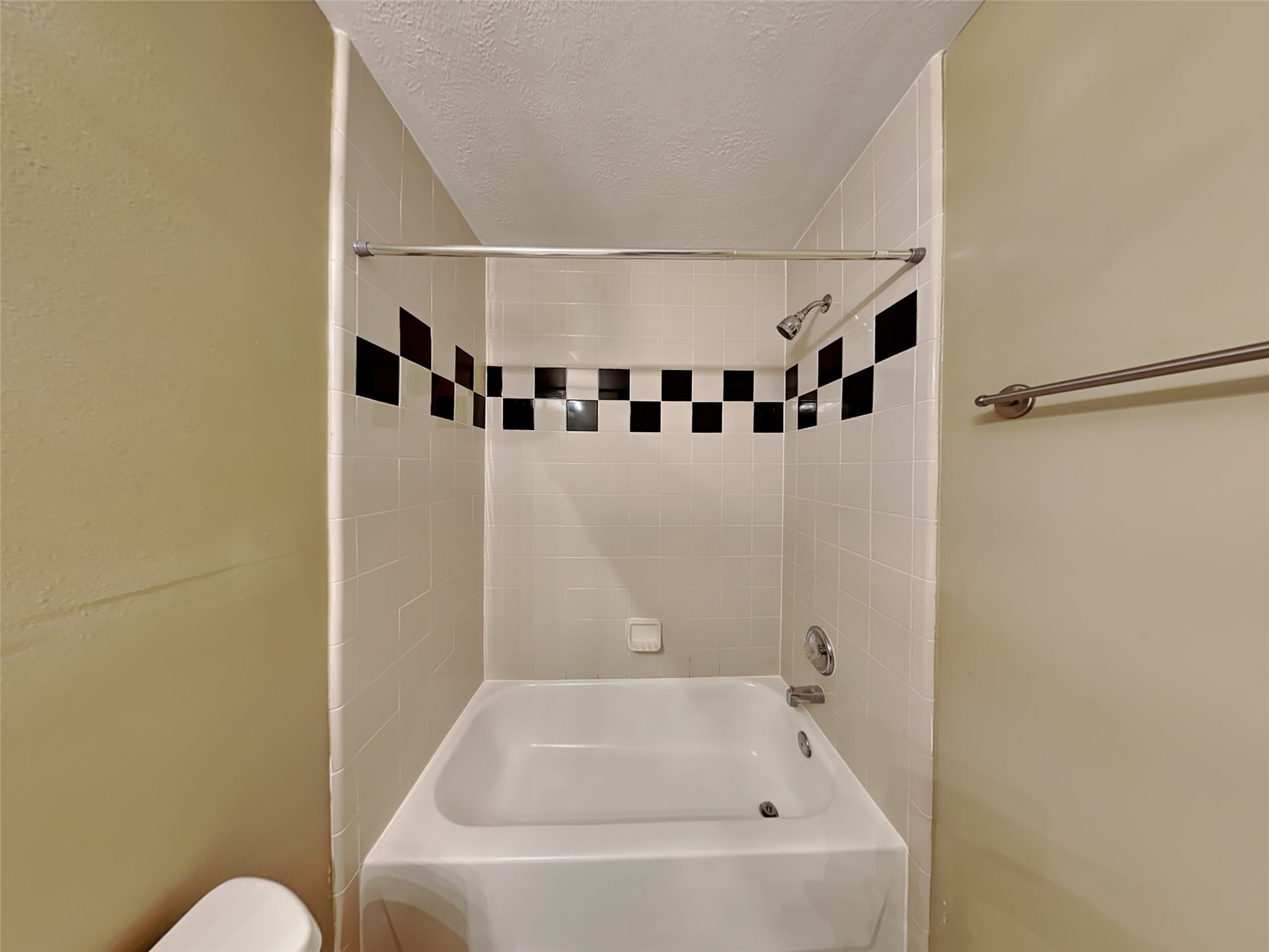 12027 Bunny Lane Property Photo 15