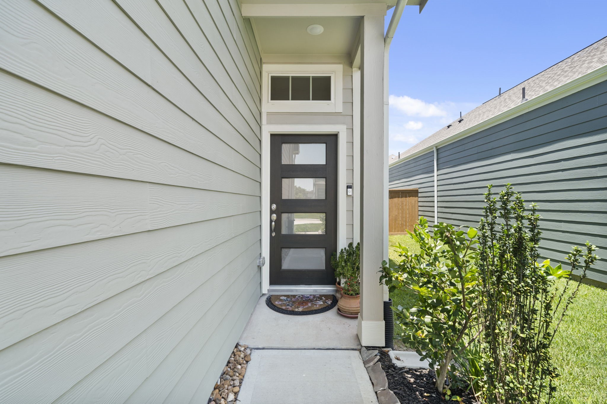 7907 Starfish Arbor Drive Property Photo 3