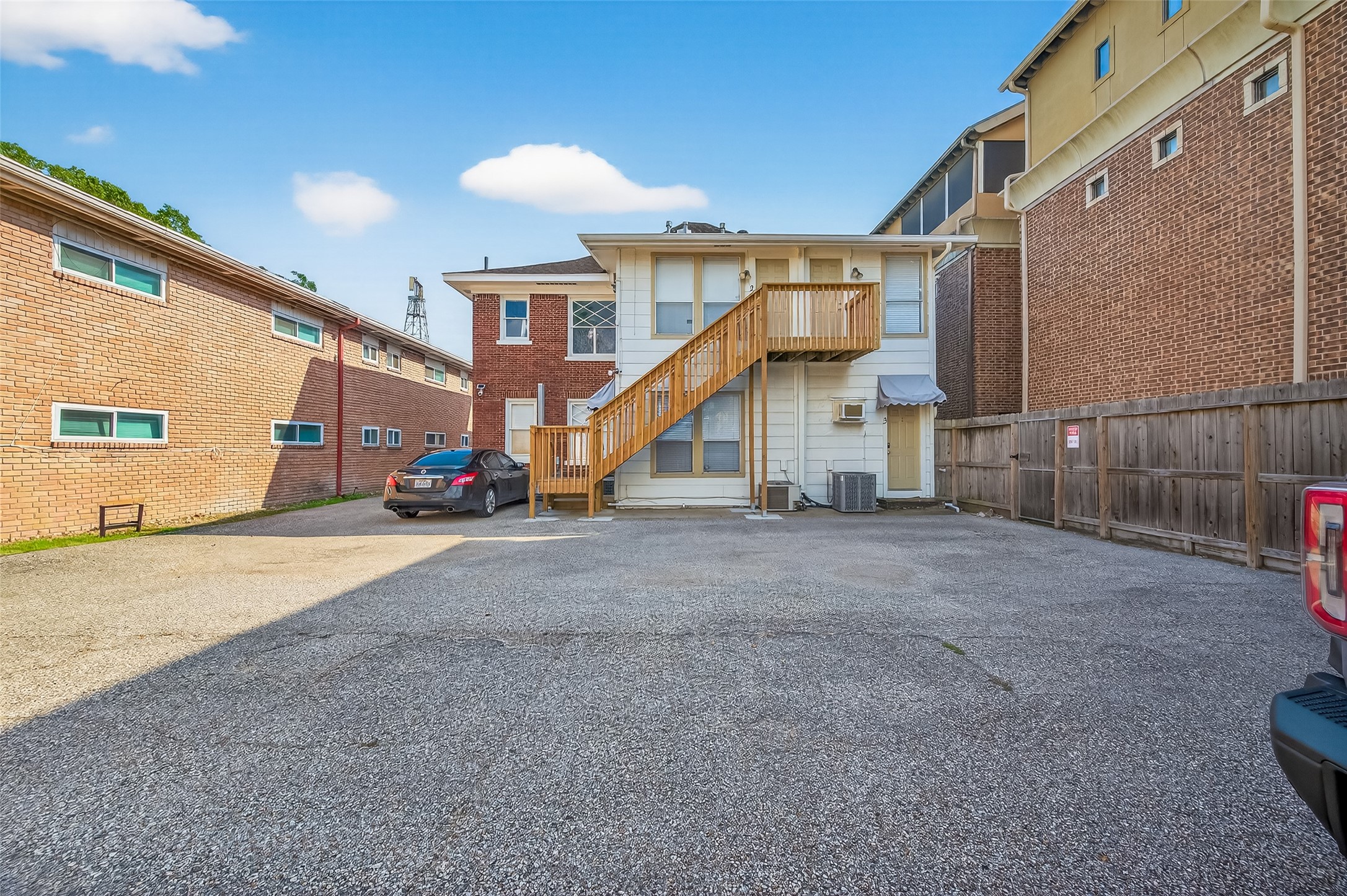 324 W Alabama Street 2 Property Photo 29