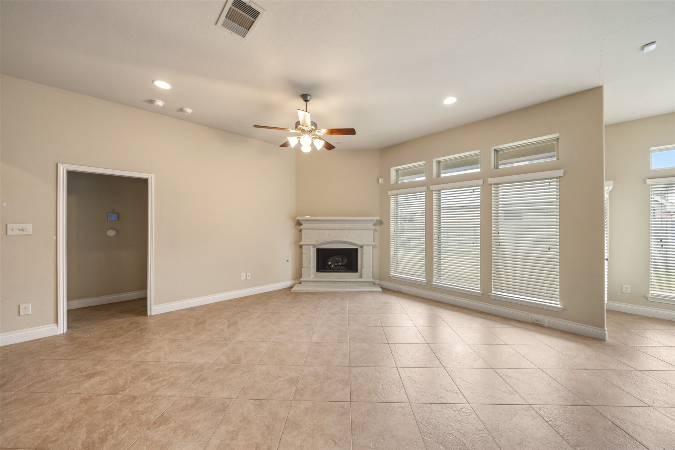 29022 Crested Butte Drive Property Photo 10