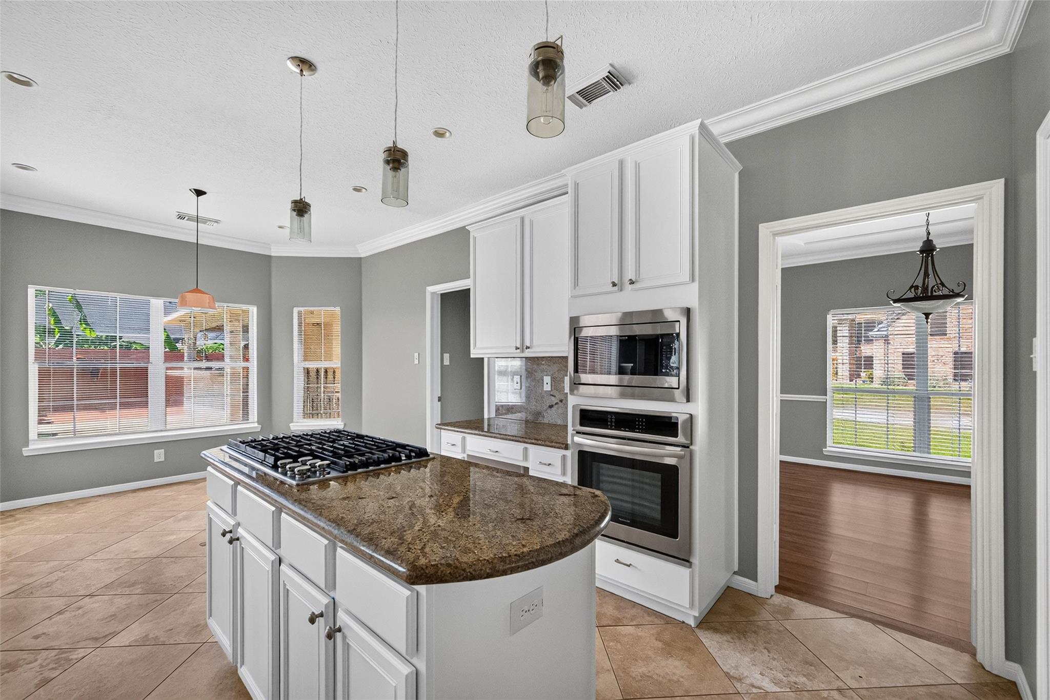 4521 Park Bend Drive Property Photo 17