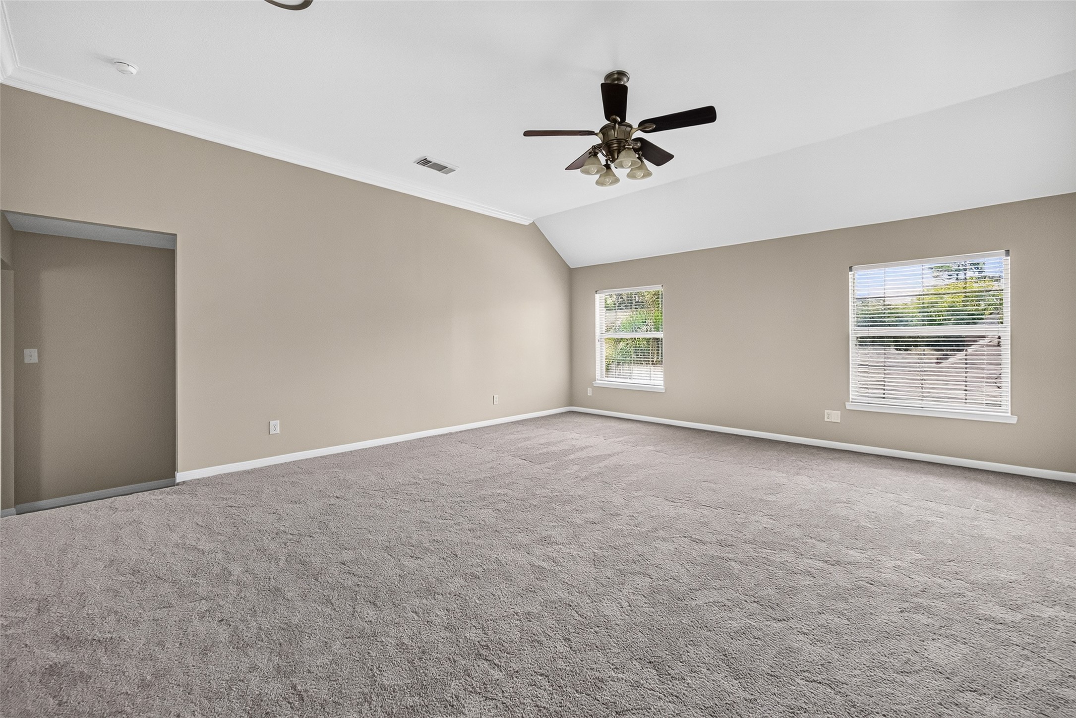 4521 Park Bend Drive Property Photo 24