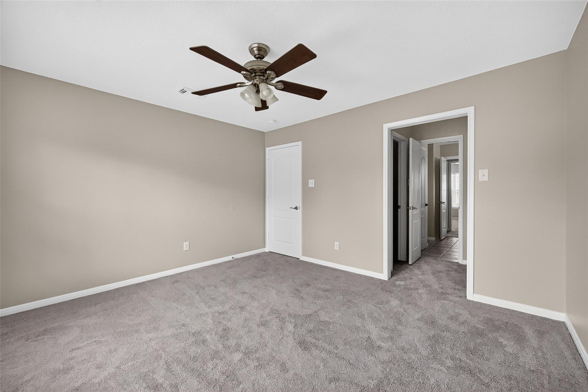4521 Park Bend Drive Property Photo 32