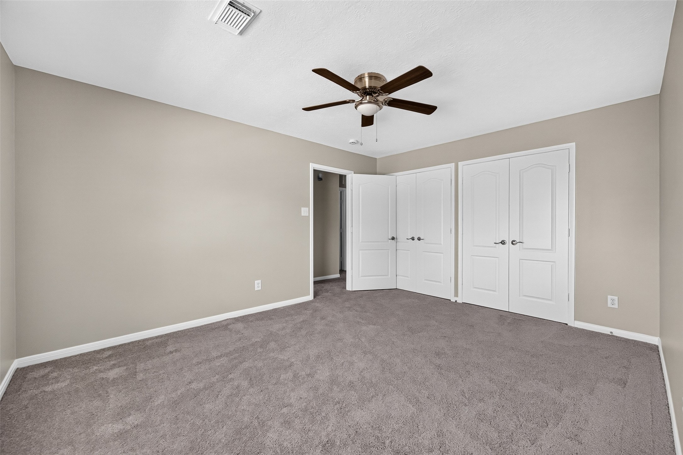 4521 Park Bend Drive Property Photo 35