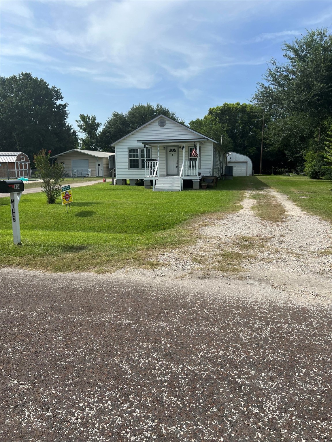701 Lee Avenue Property Photo 1
