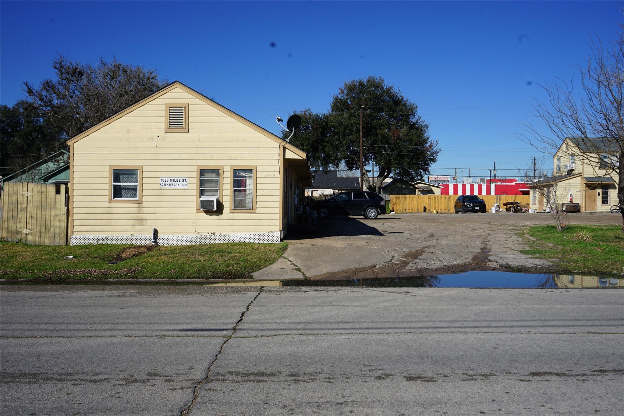 1026 Miles Street