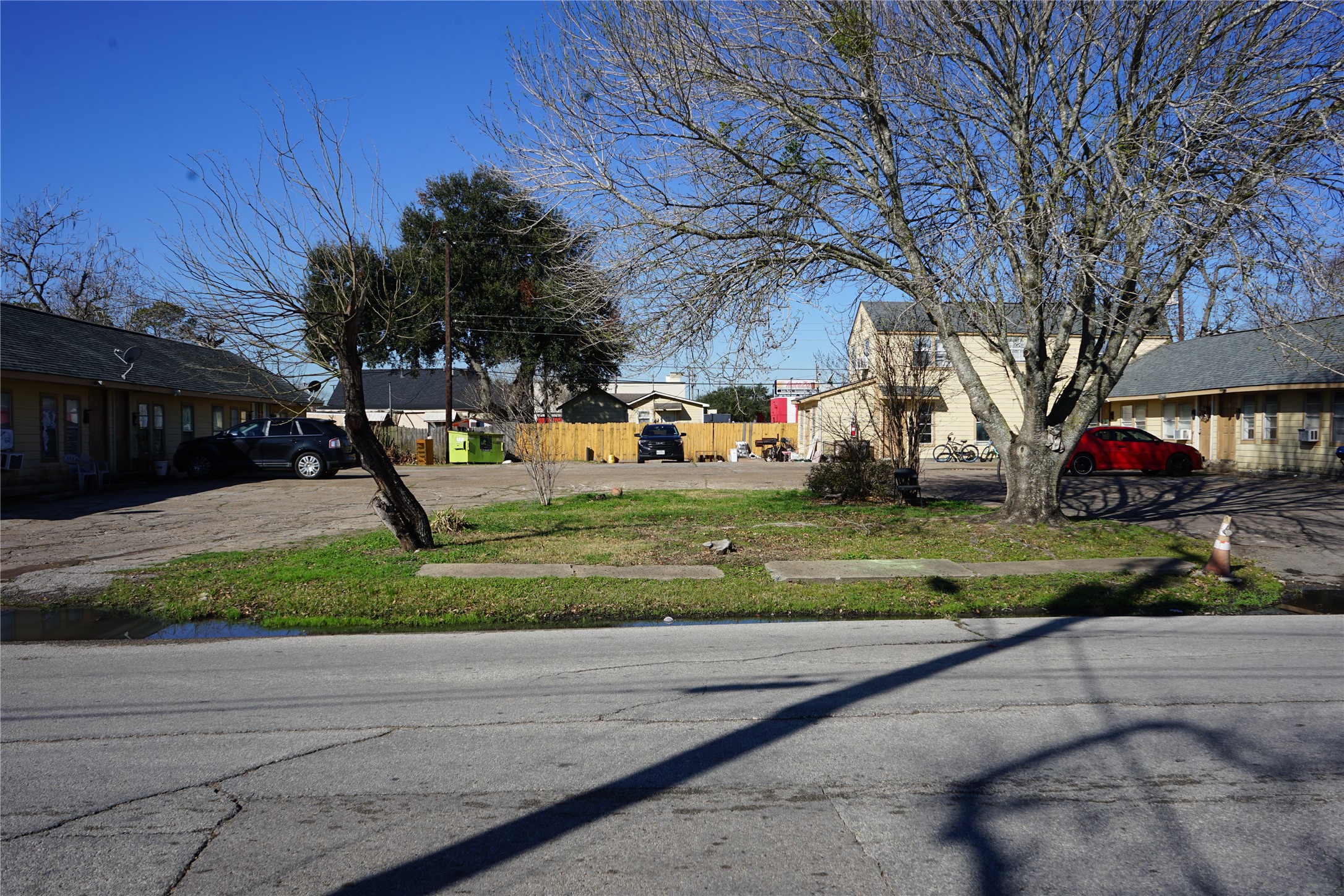 1026 Miles Street Property Photo 11