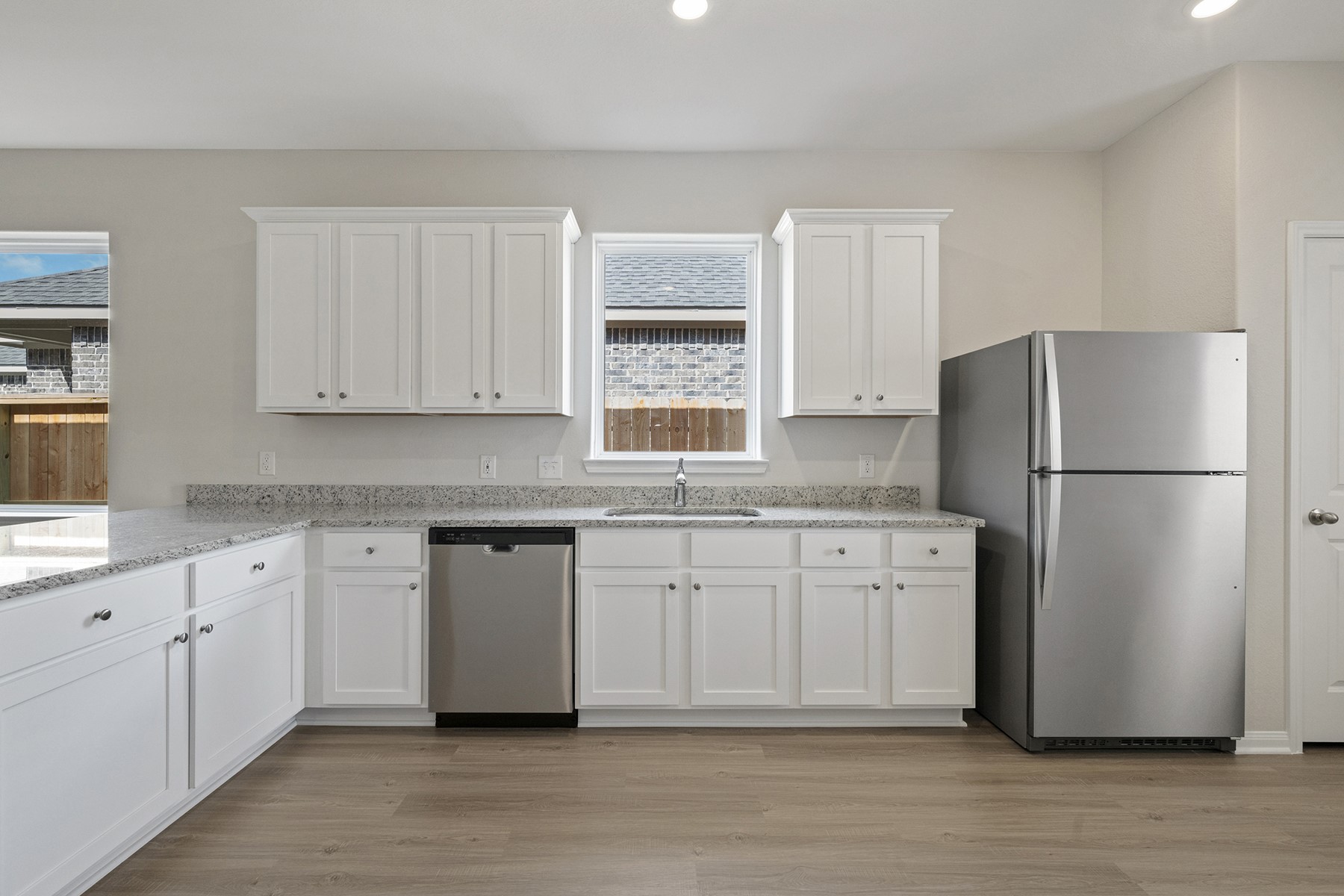 8803 New Jade Drive Property Photo 3