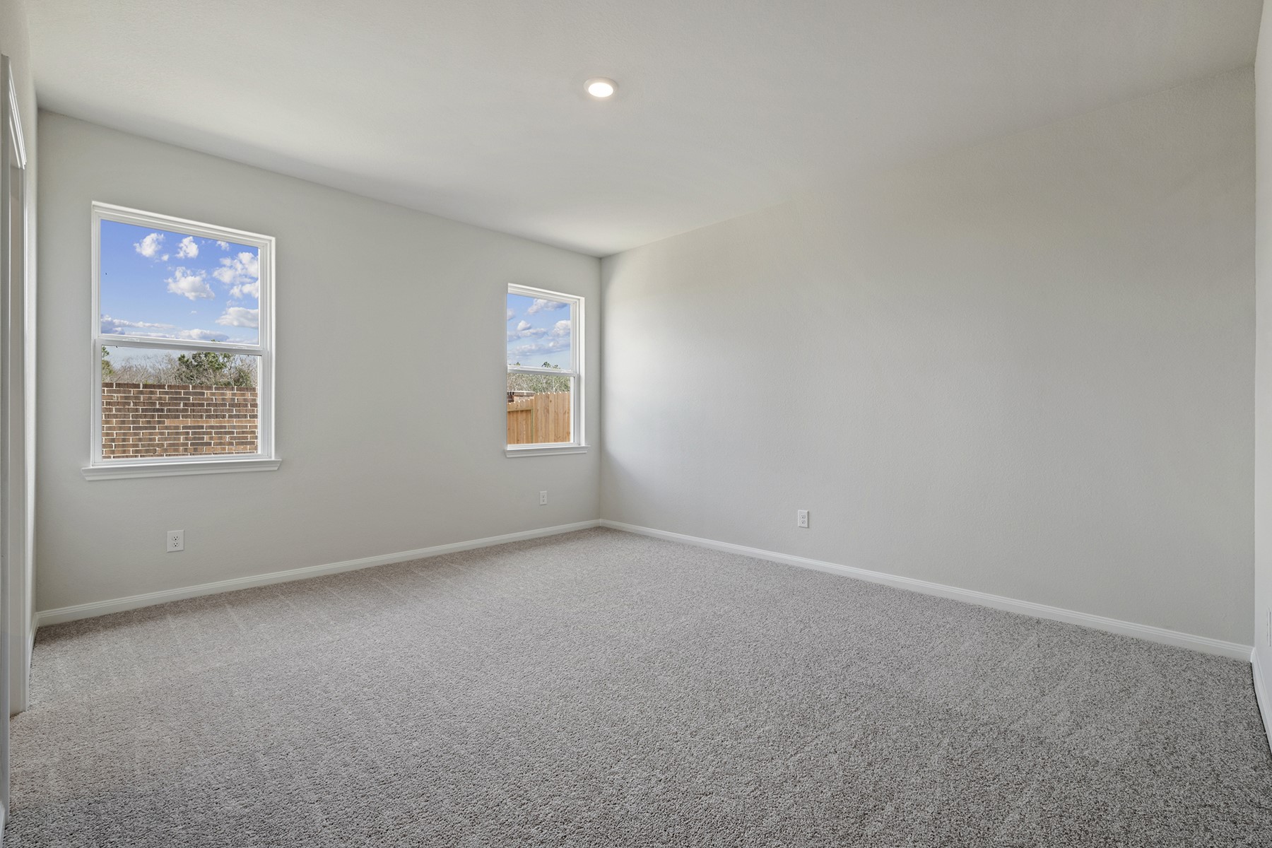 8803 New Jade Drive Property Photo 5