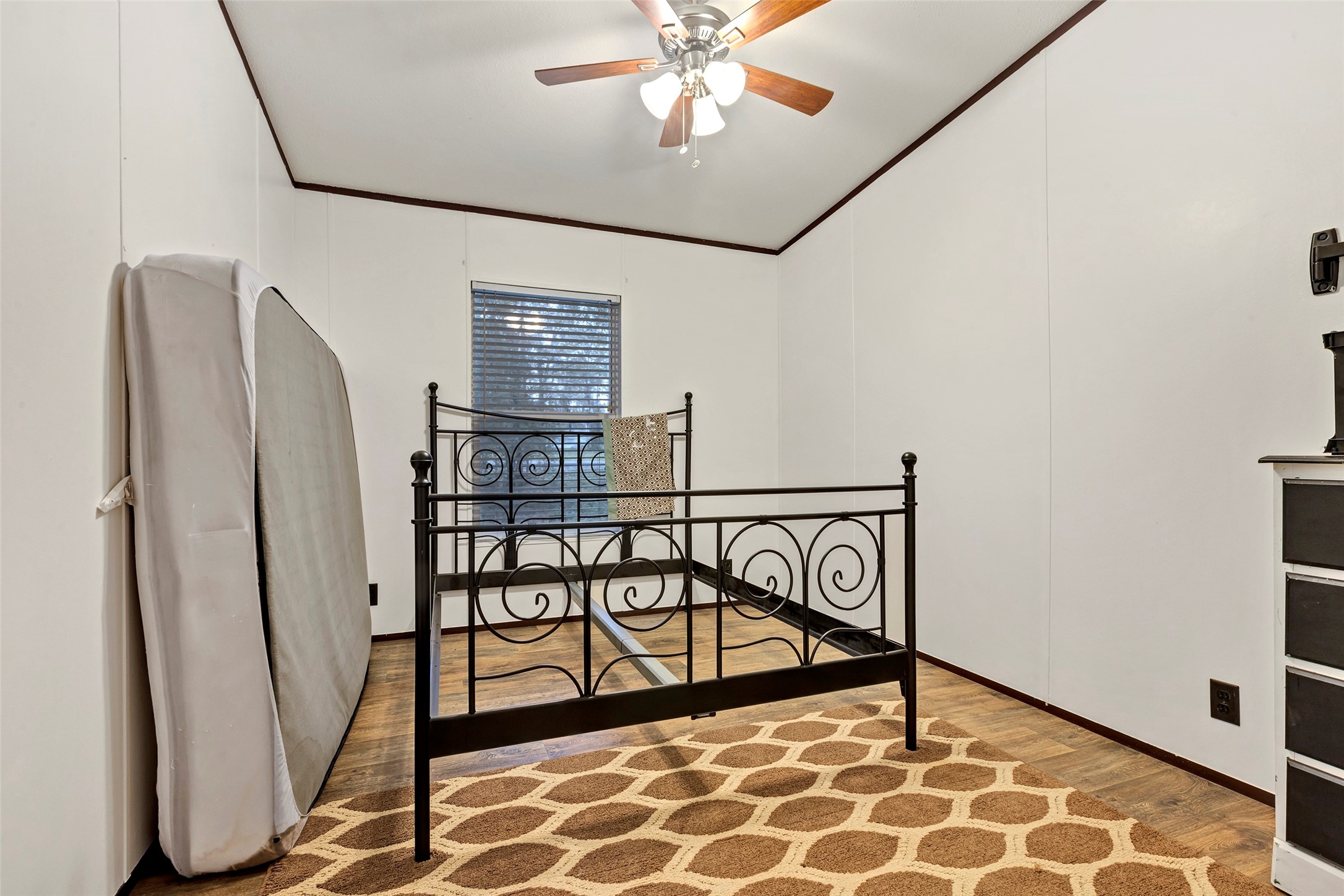271 Shoreline Drive Property Photo 18