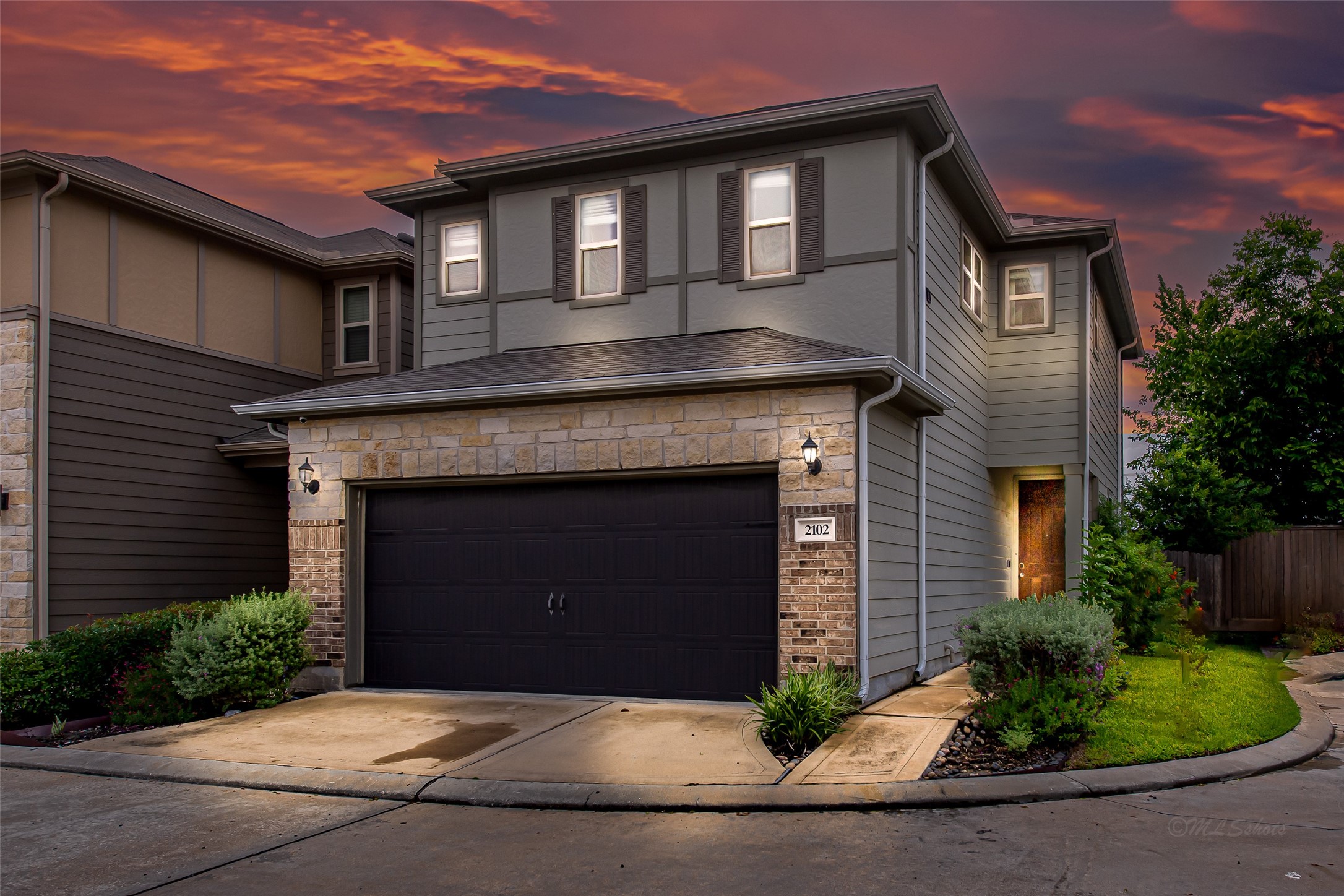 2102 Red Cedar Ridge Way Property Photo 1