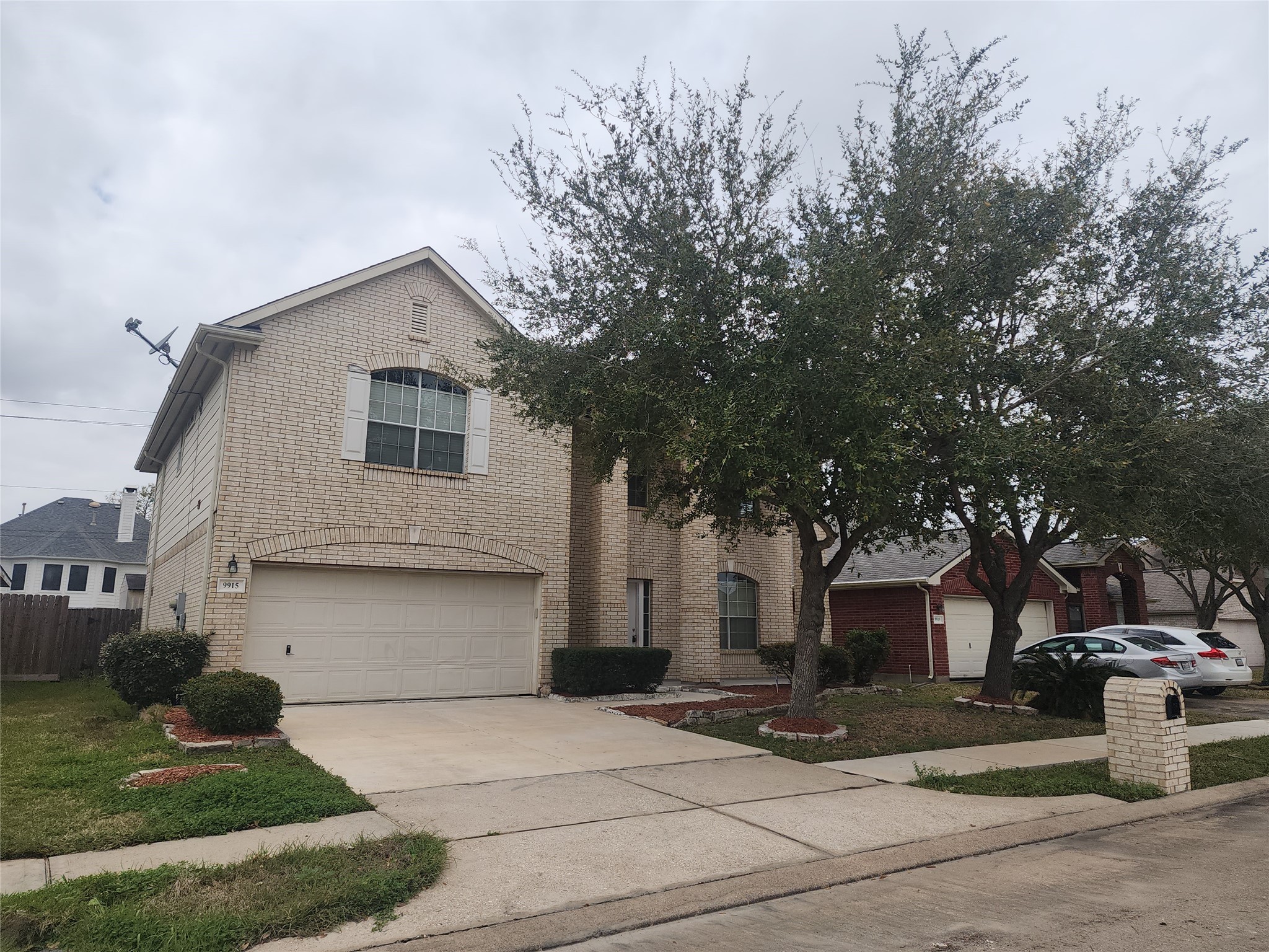 9915 Blooming Ivy Lane Property Photo