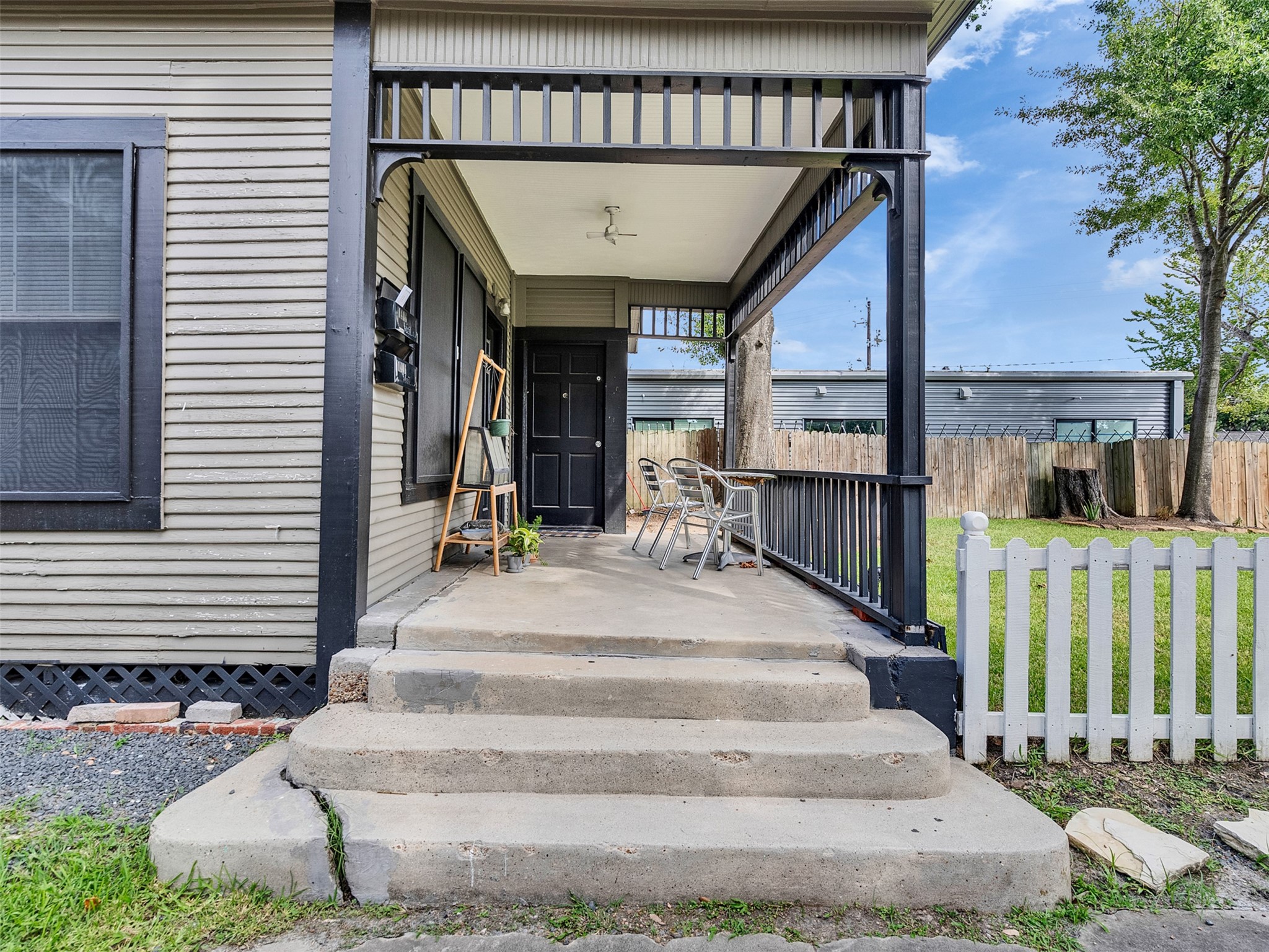 1406 Elliott Street Property Photo 16