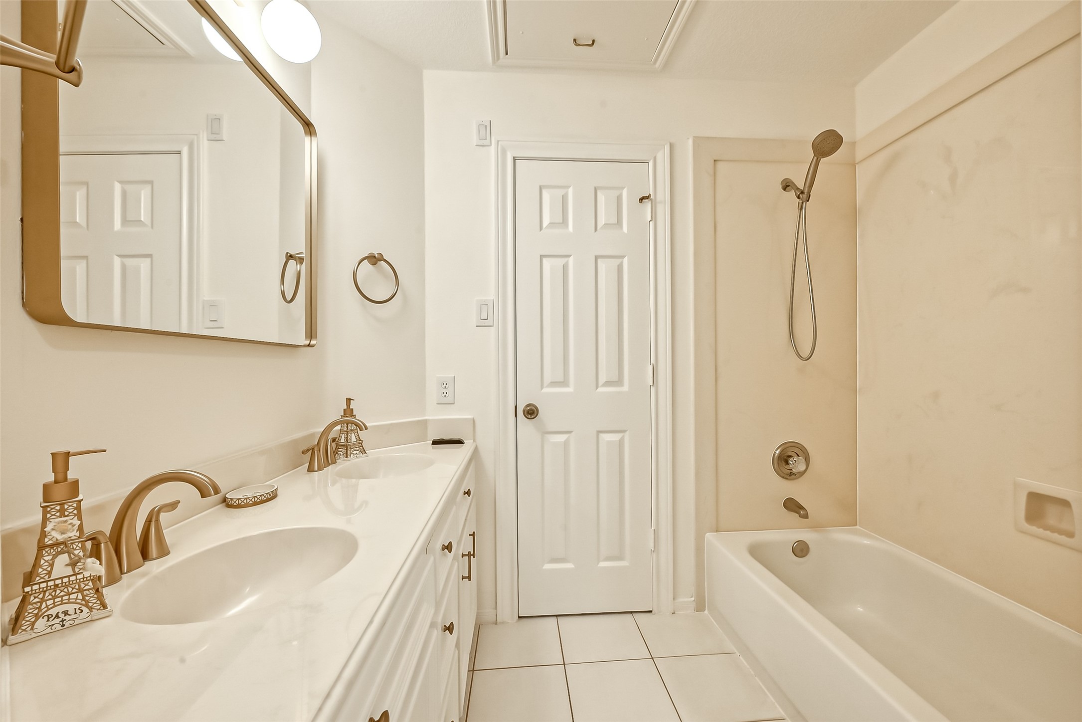 13719 Ashley Run Property Photo 26