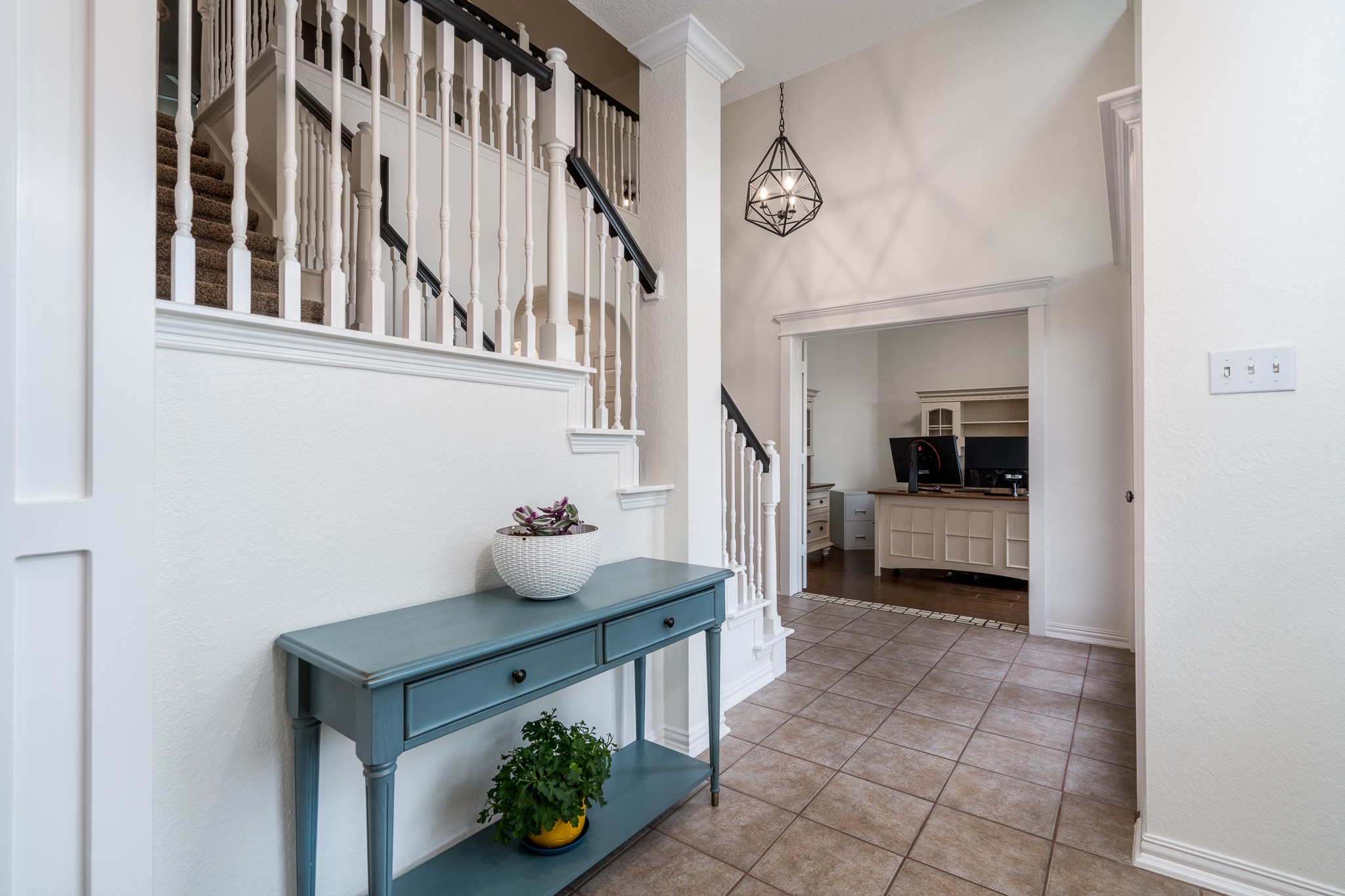 15903 Lake Loop Drive Property Photo 8