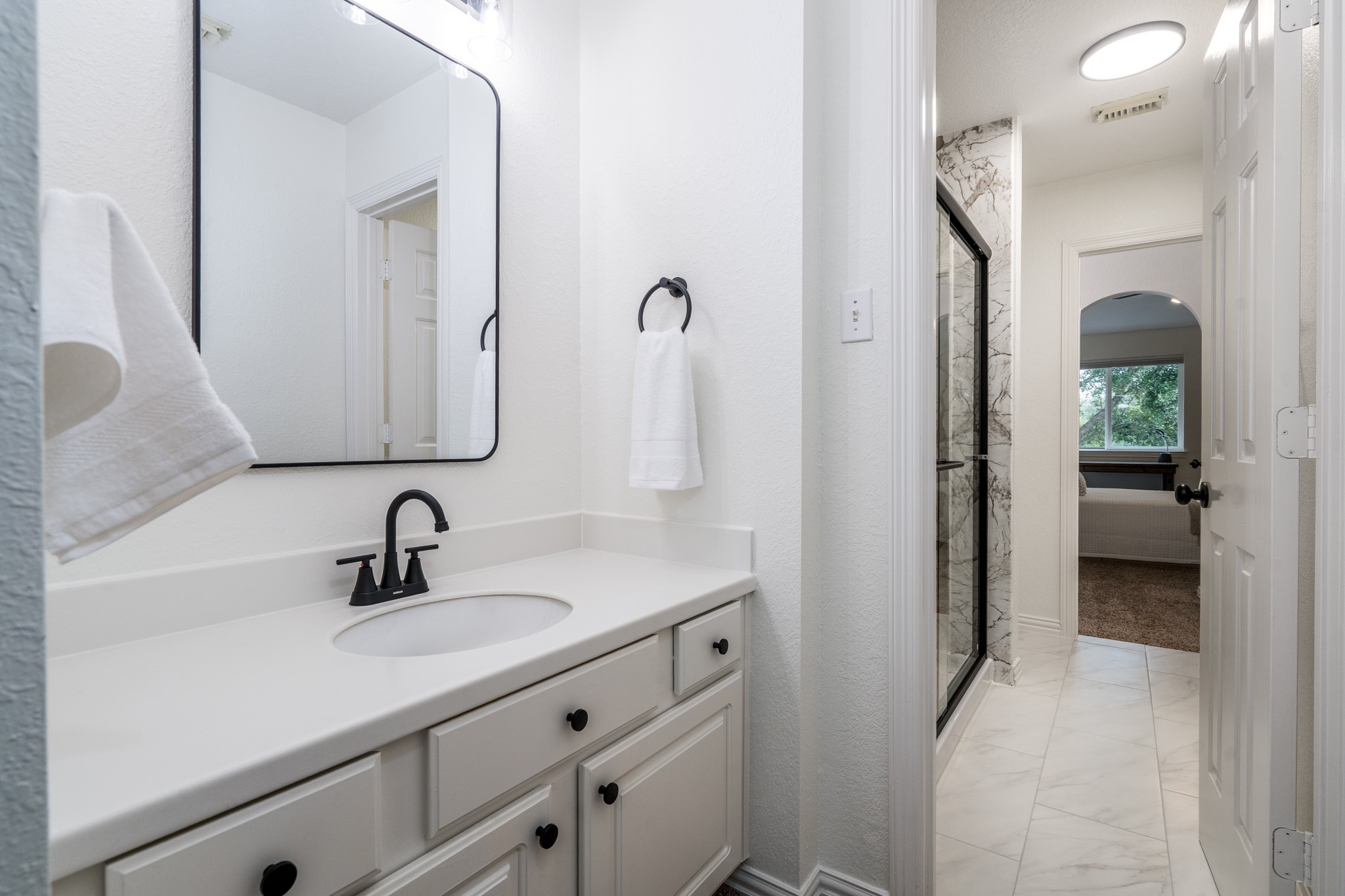 15903 Lake Loop Drive Property Photo 32