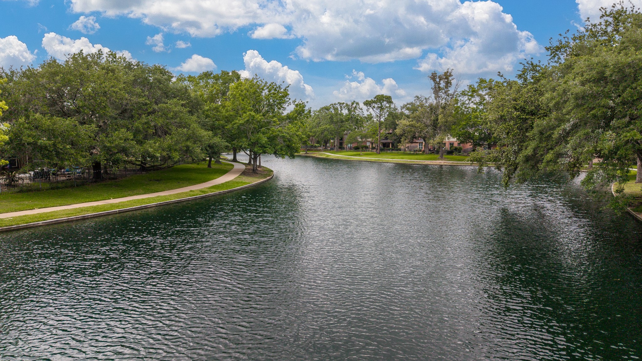 15903 Lake Loop Drive Property Photo 46