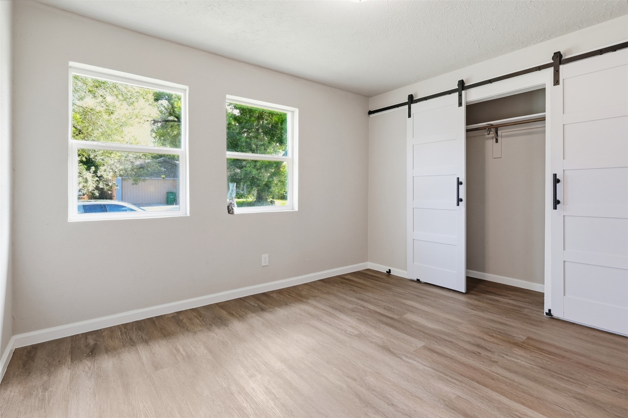 4767 Beechaven St Property Photo 20