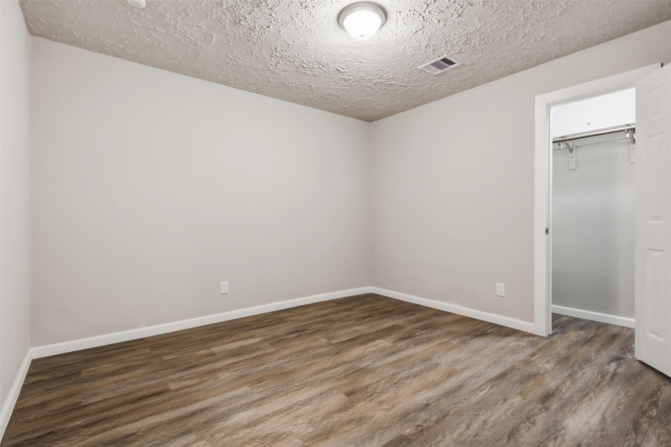 4767 Beechaven St Property Photo 21