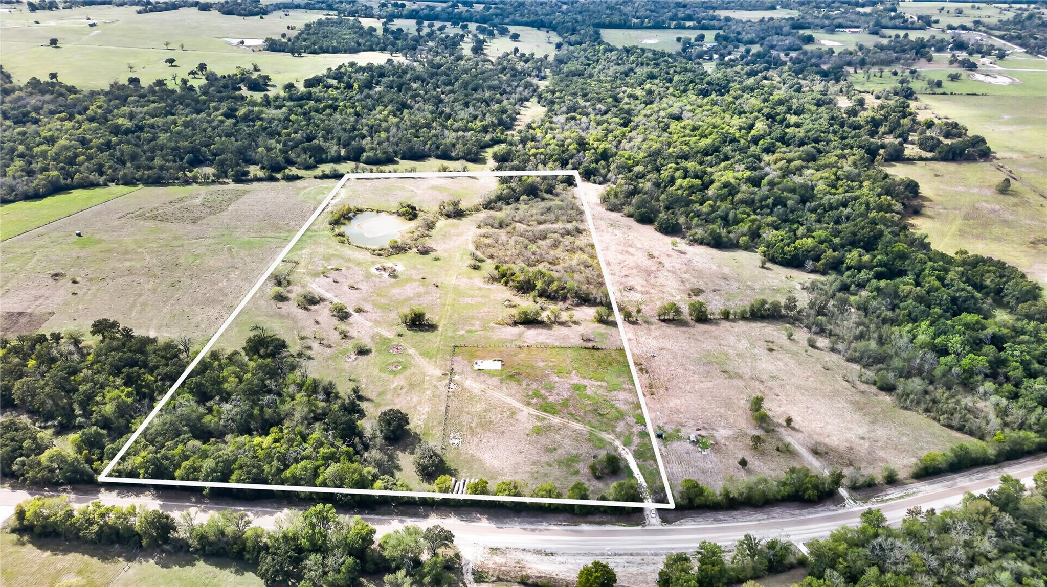 6561 Fm 3060 Property Photo 1