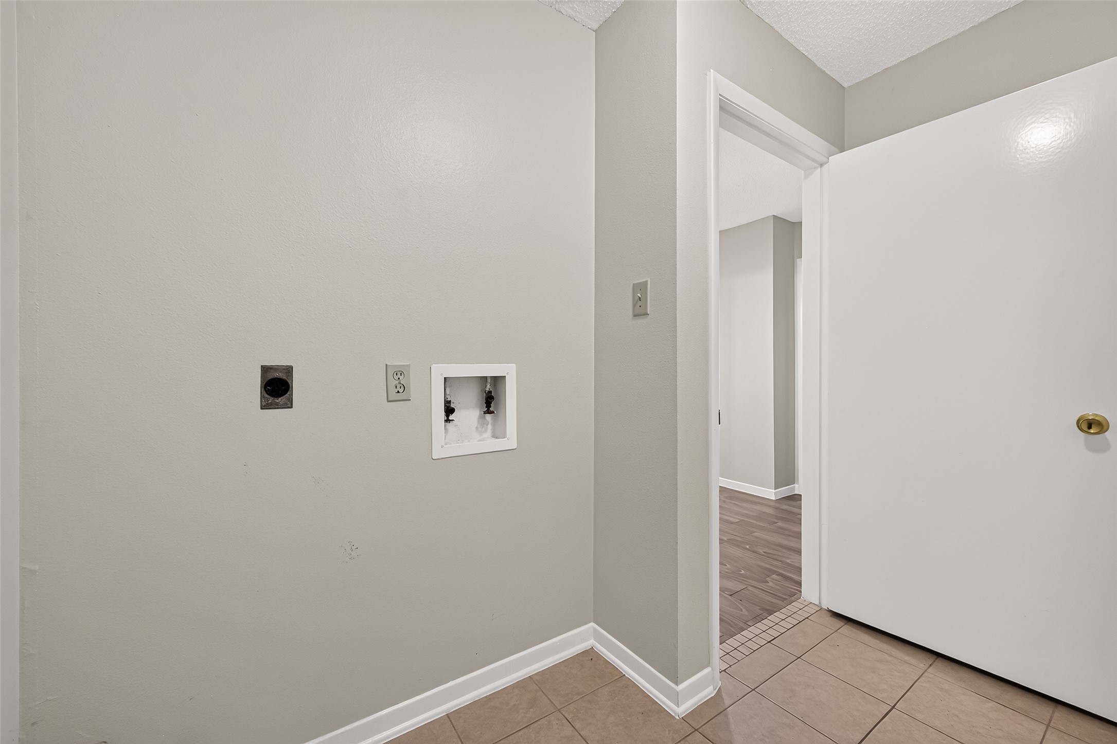 2215 Brook View Lane Property Photo 27