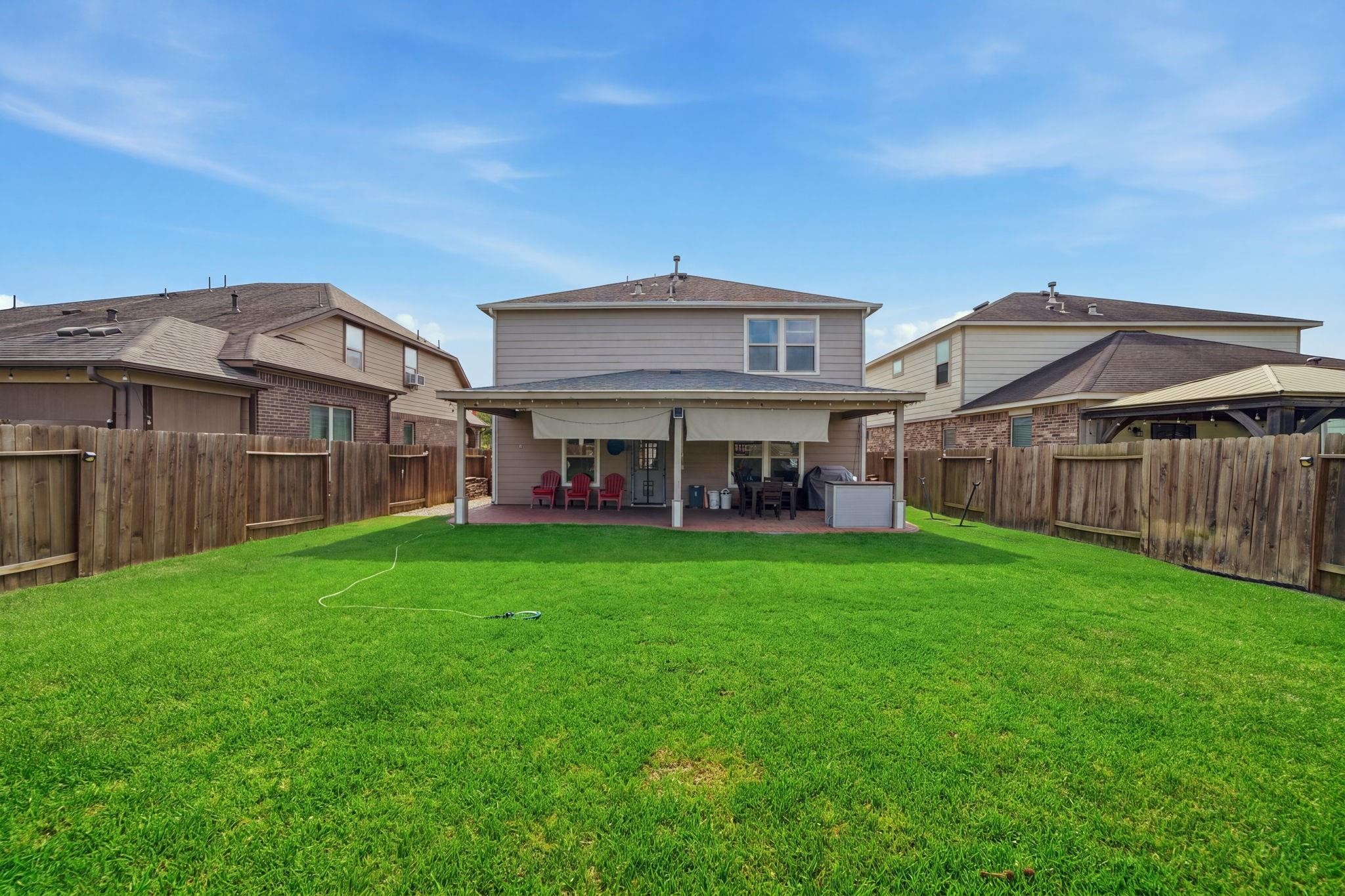 5323 Ivory Glass Drive Property Photo 10