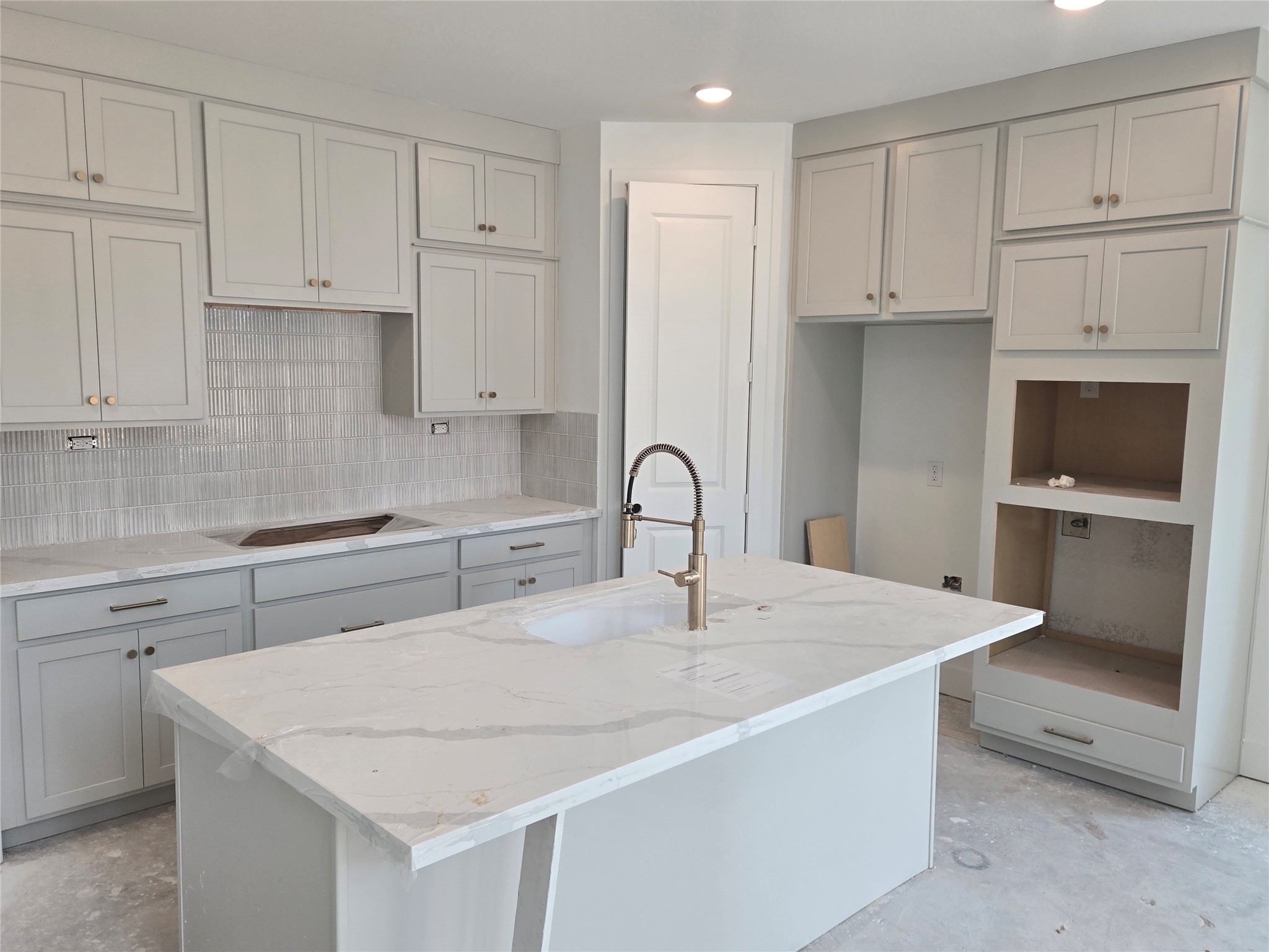 22330 Junction Peak Drive Property Photo 5