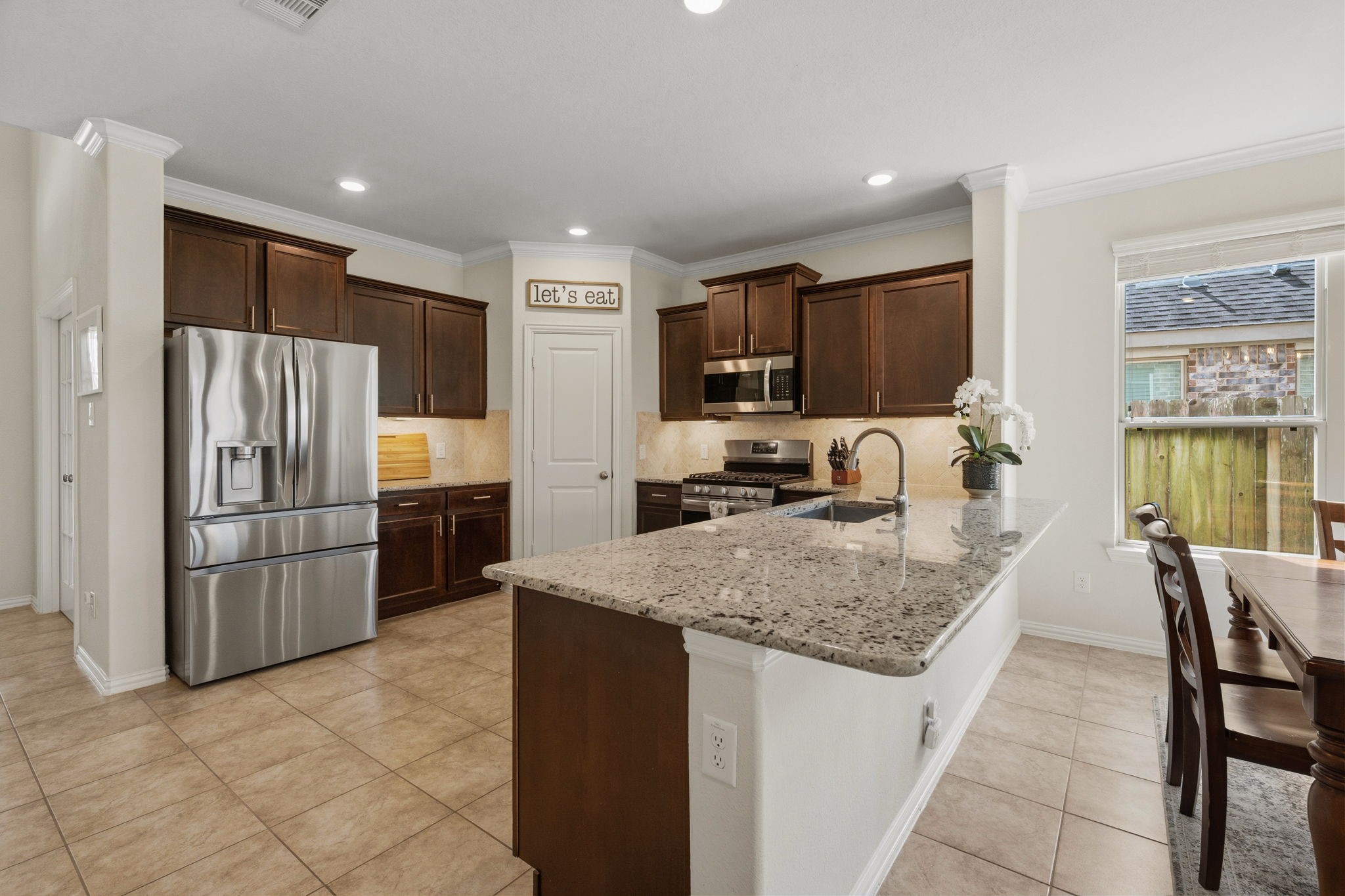 2514 Shoal Valley Lane Property Photo 6