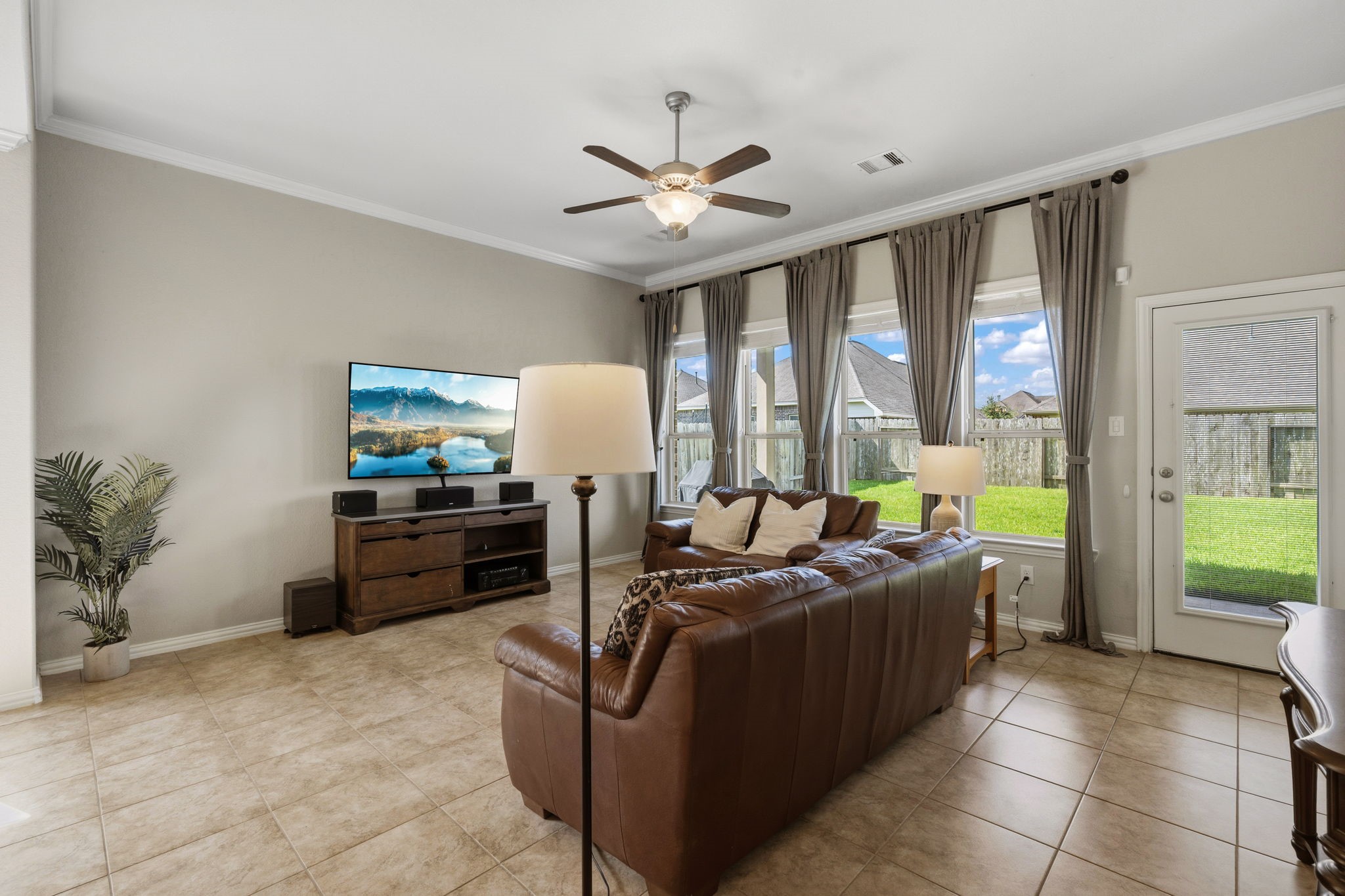 2514 Shoal Valley Lane Property Photo 10