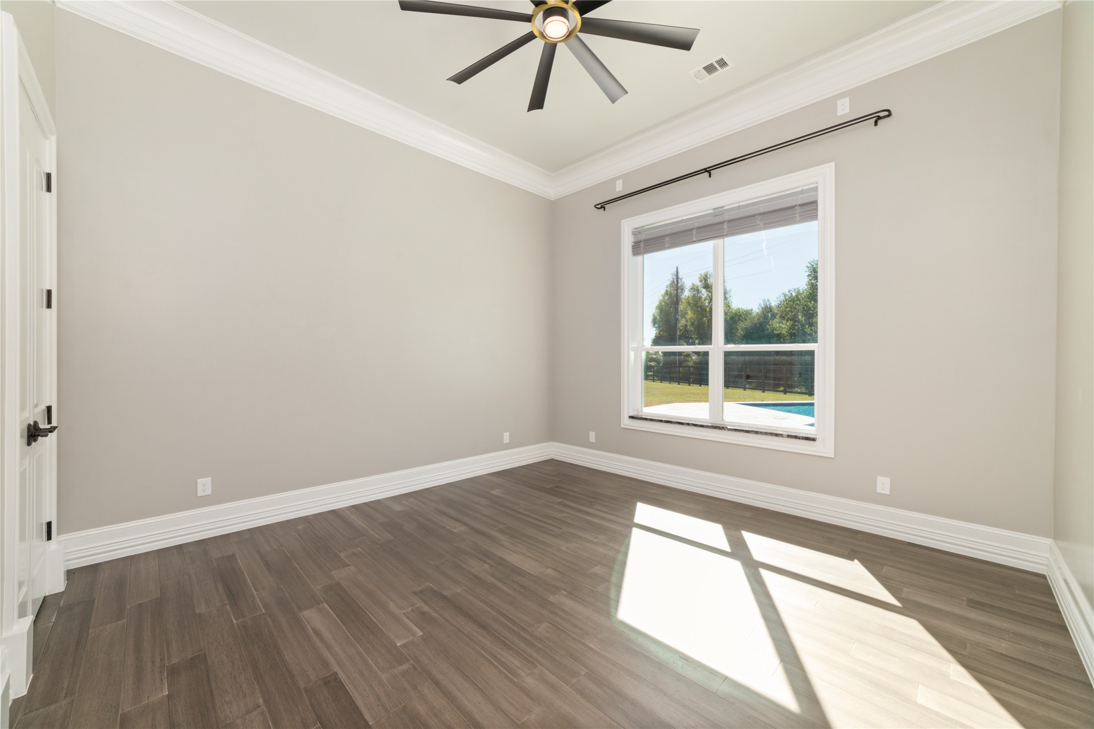 2 Little Sorrell Court Property Photo 44