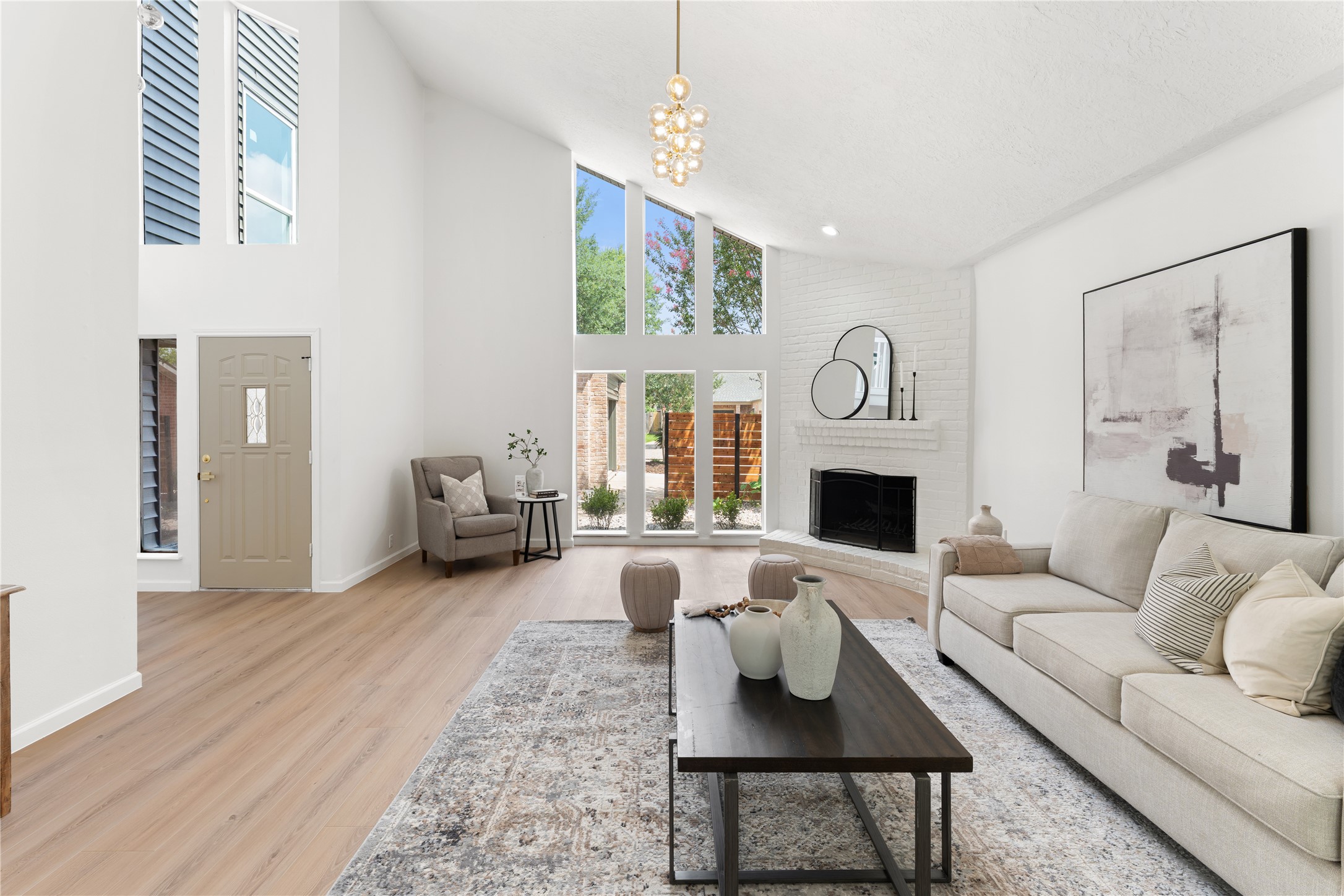 12223 Gladewick Drive Property Photo 6