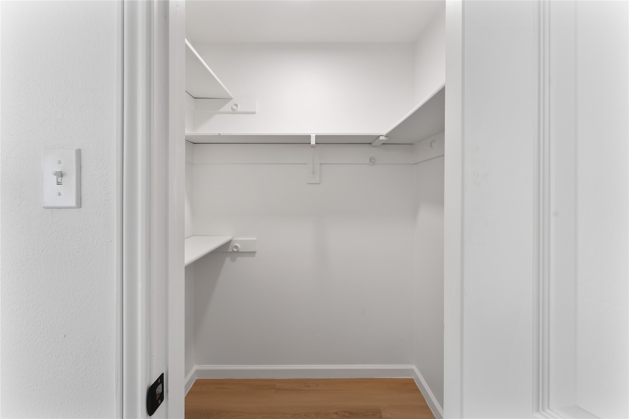 12223 Gladewick Drive Property Photo 24