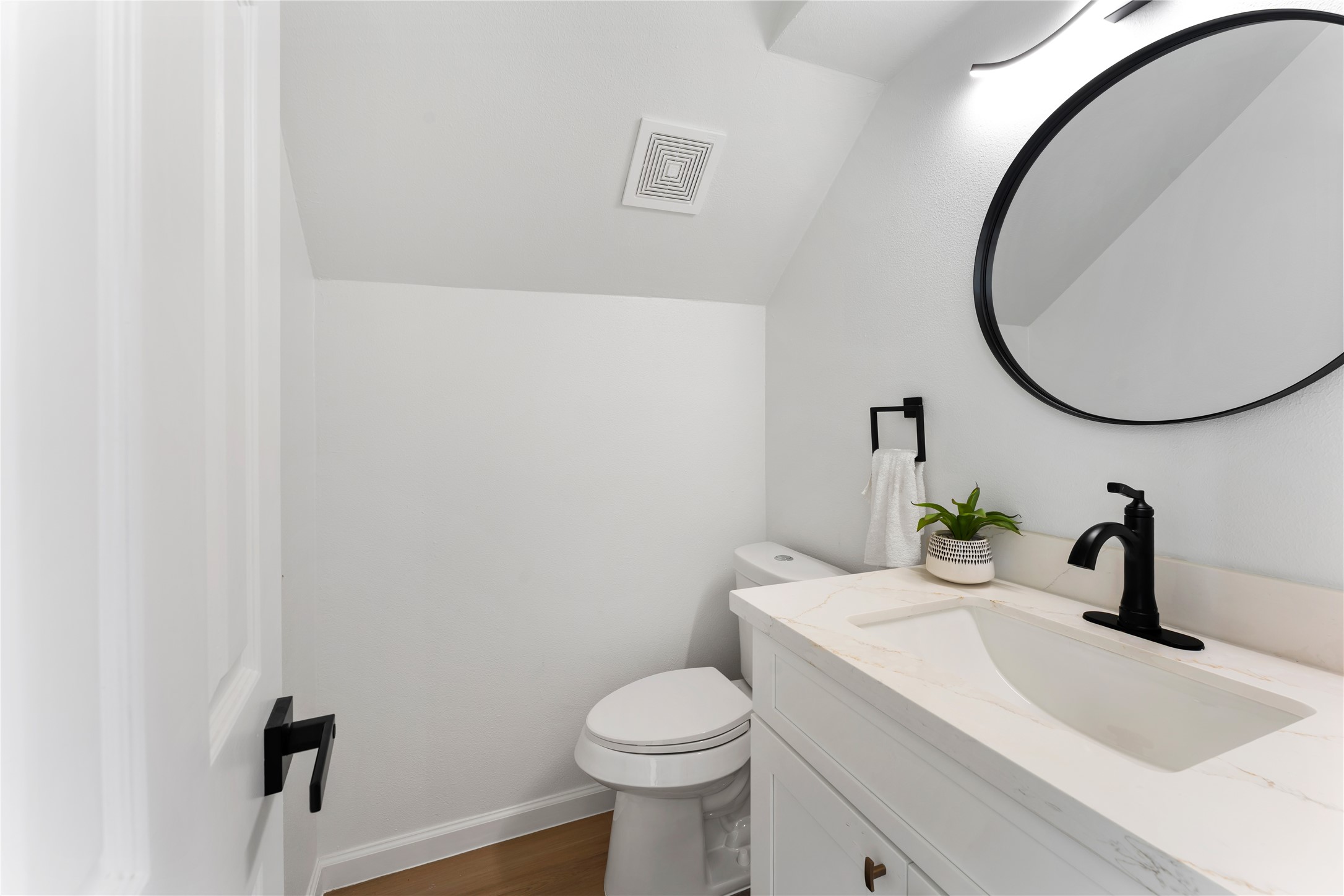 12223 Gladewick Drive Property Photo 25