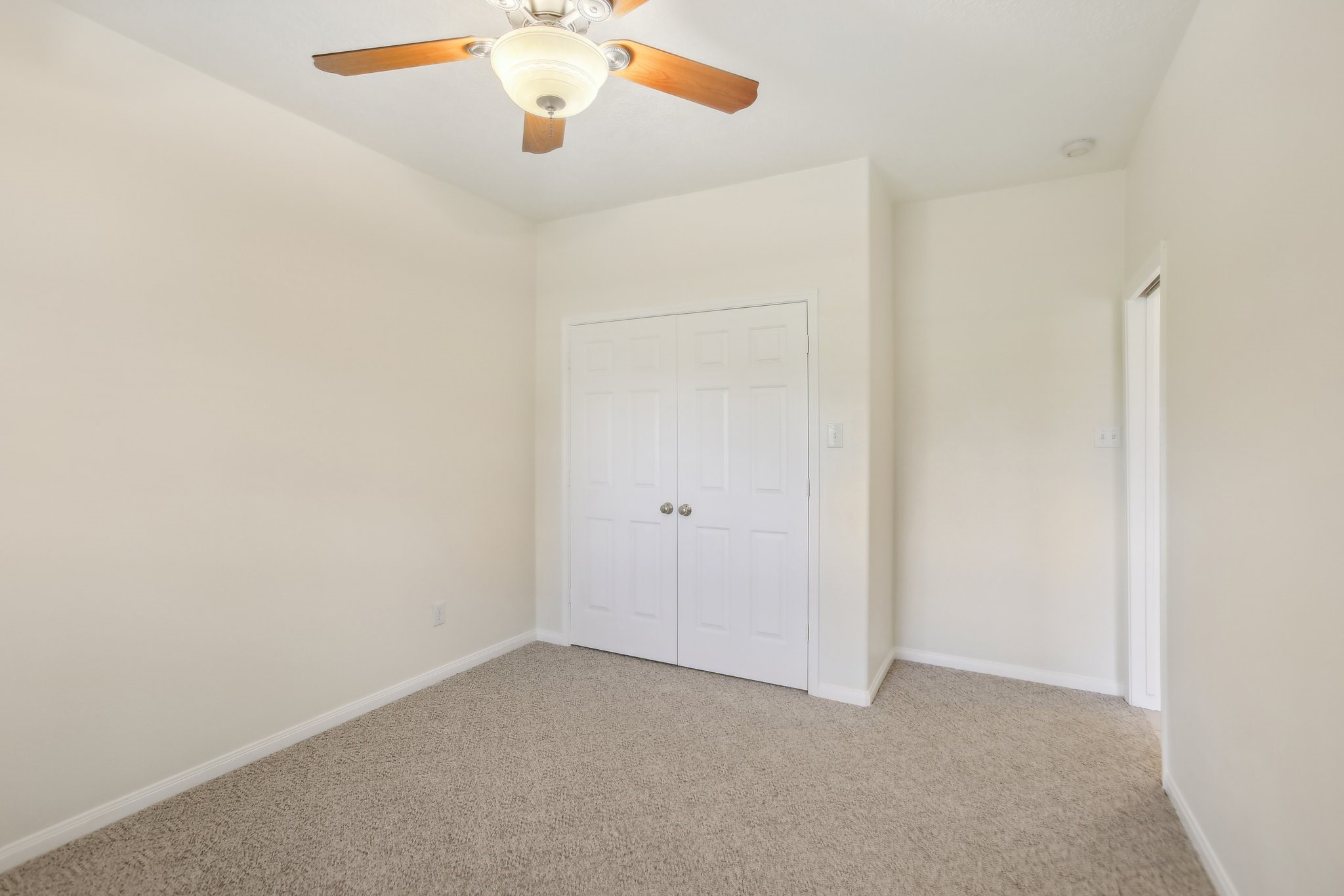 1418 Magnolia Bend W Property Photo 16