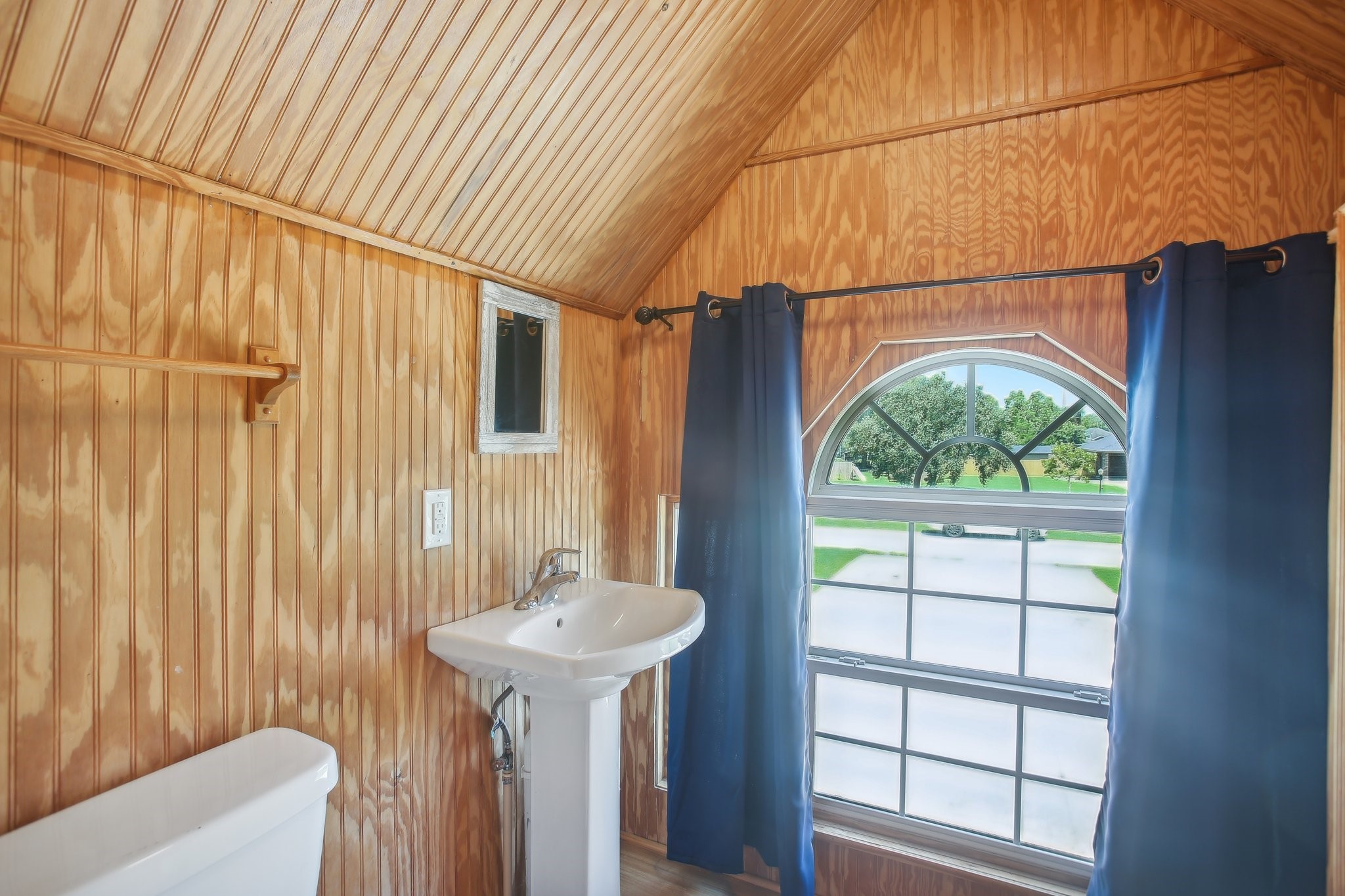 1418 Magnolia Bend W Property Photo 38