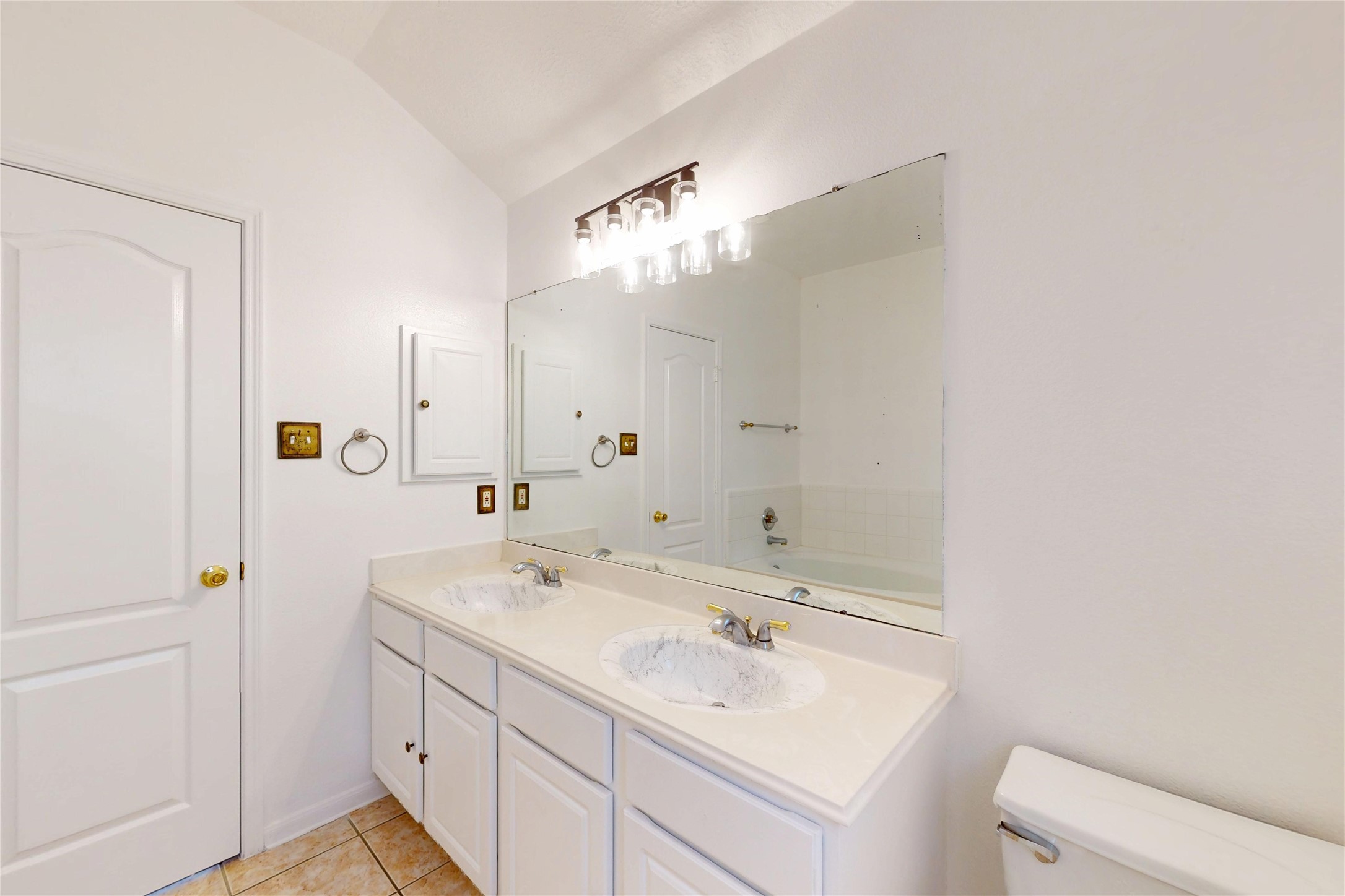 9324 Royal Way Property Photo 19