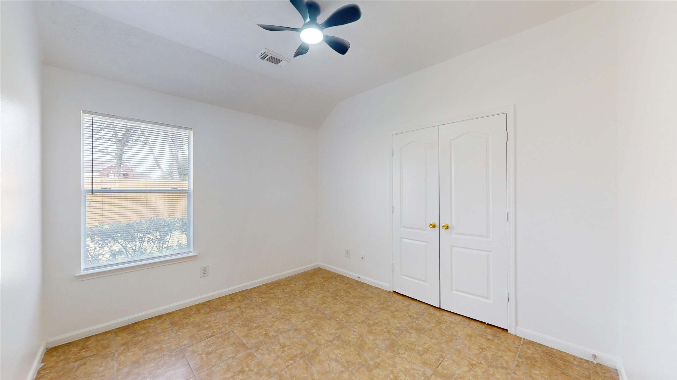 9324 Royal Way Property Photo 24