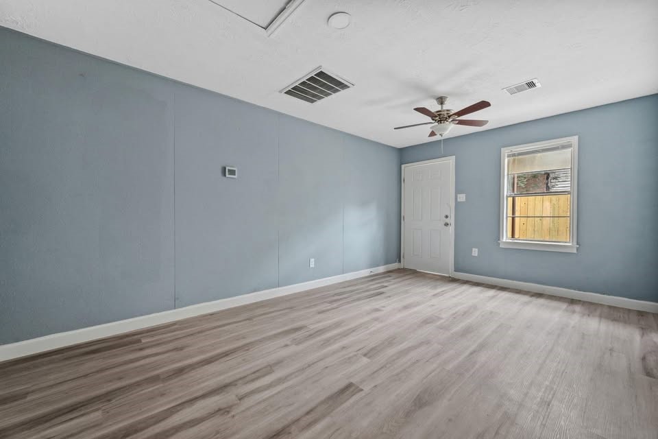 3425 Nettleton Street Property Photo 10